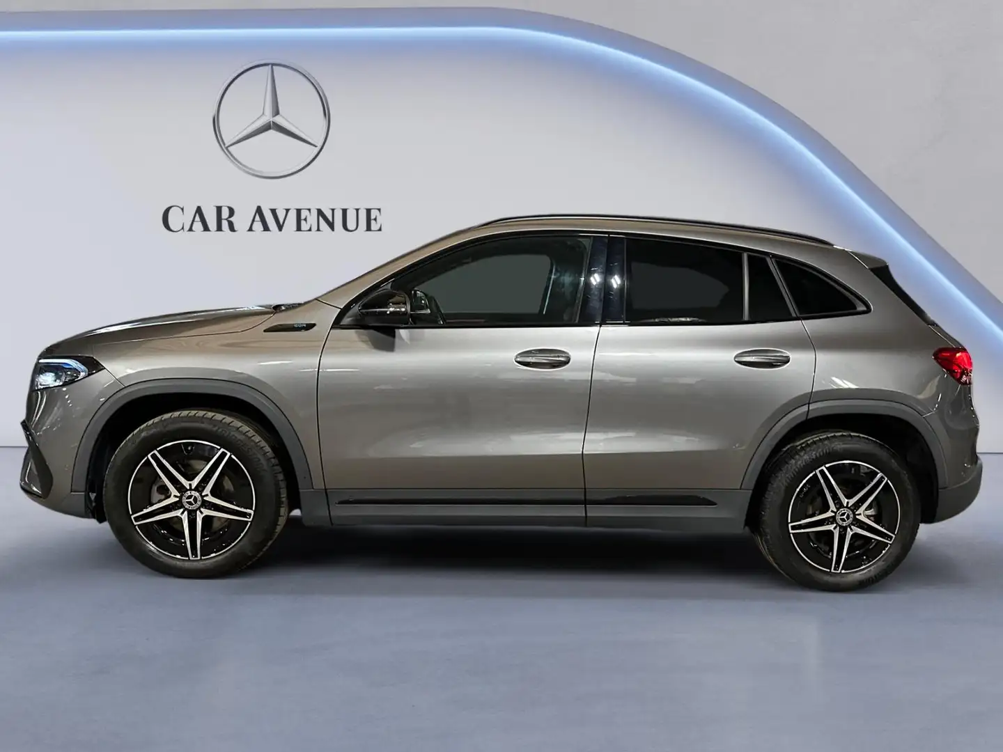 Mercedes-Benz EQA 250 EQA AMG Line Gris - 2