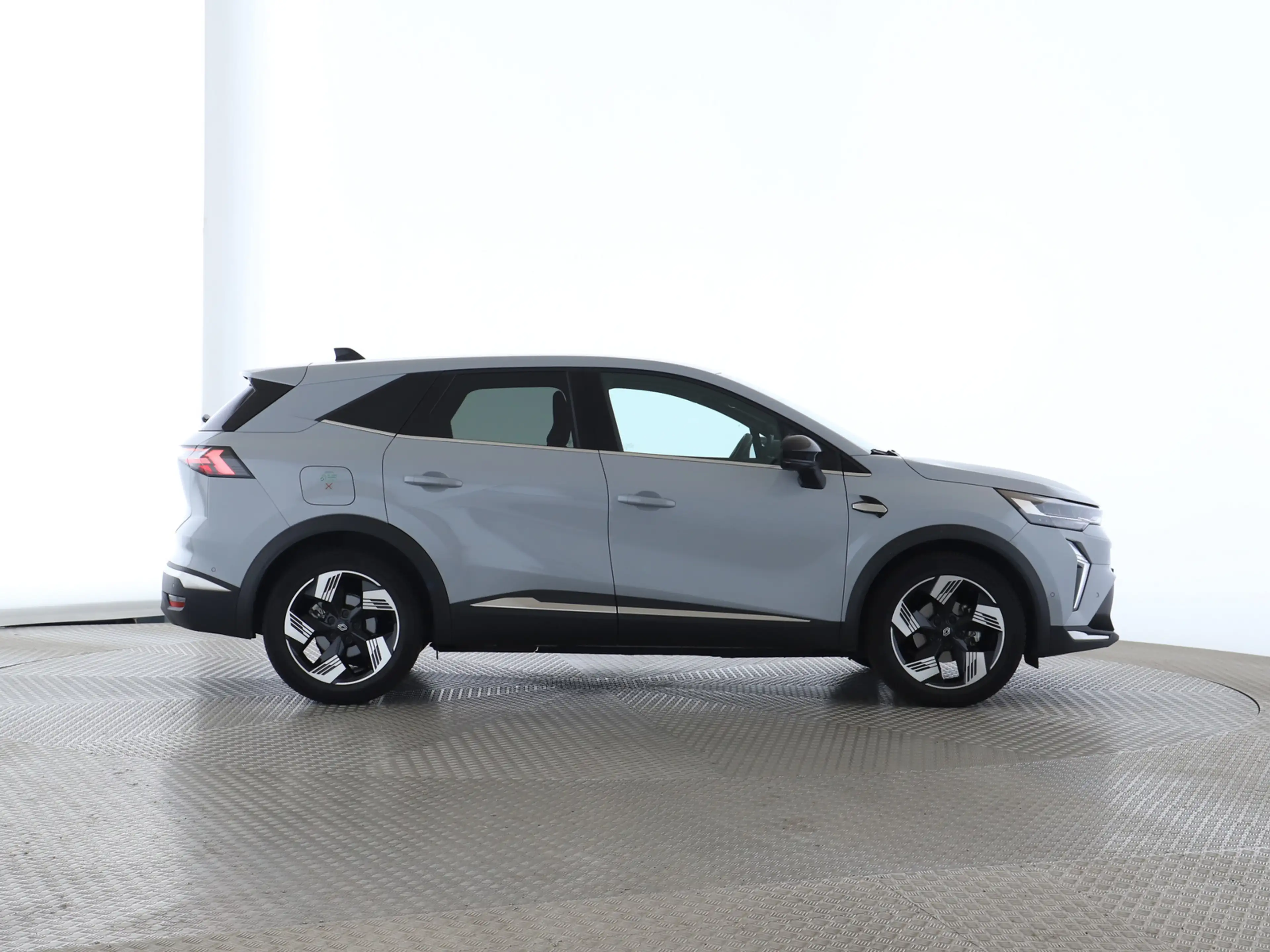 Renault Symbioz Techno Mild Hybrid 140 EDC Apple CarPlay — photo 8