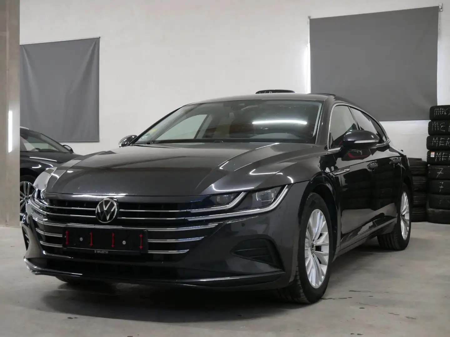 Volkswagen Arteon Shooting Brake ACC NAVI AHK LED CARPLAY Grau - 2
