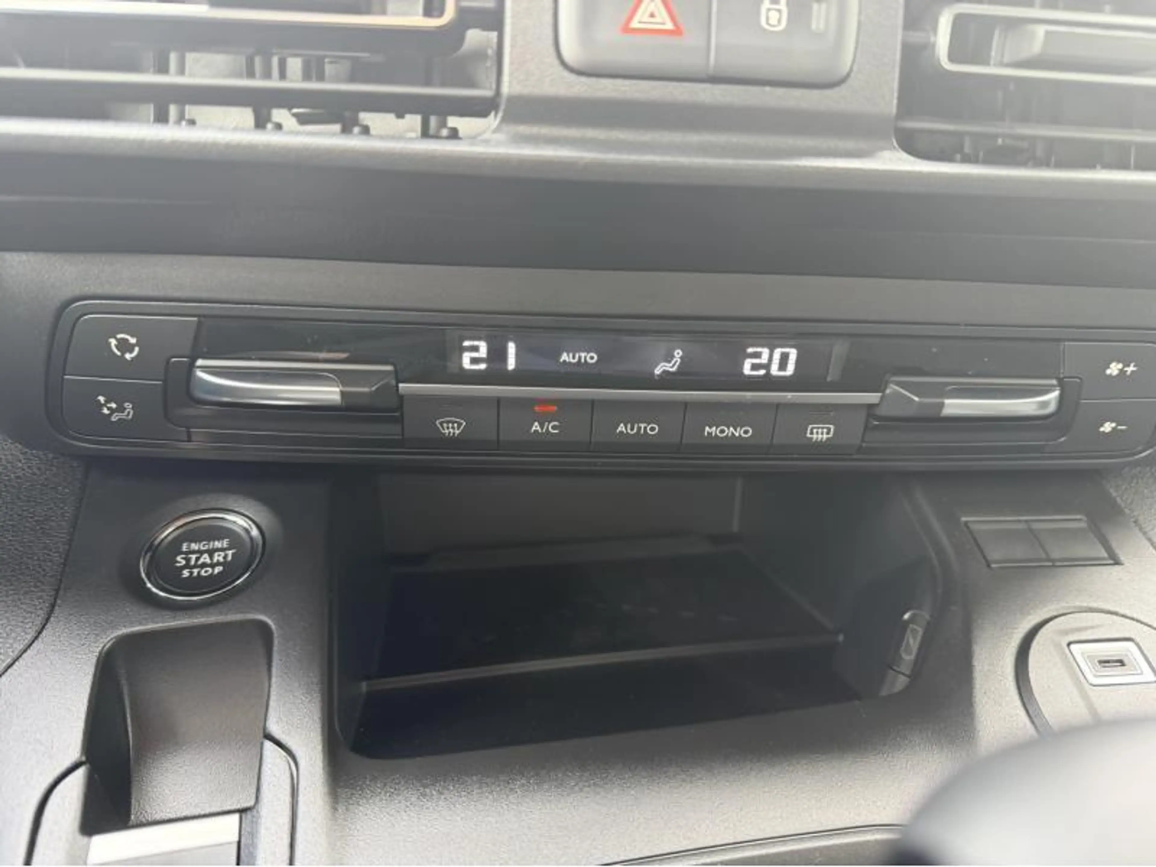 Opel Combo Life LIFE — photo 9