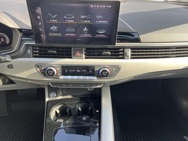 Audi A4 35TFSI S-tronic Kamera SHZ NAVI LED-S. — photo 14