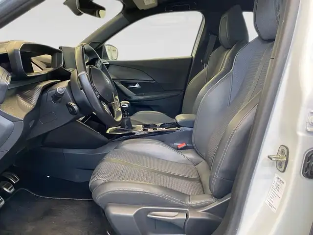 Peugeot 2008 view 7