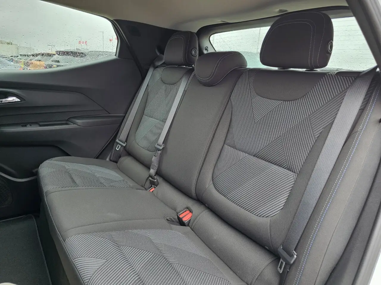 Chevrolet Bolt снимка Chevrolet Bolt