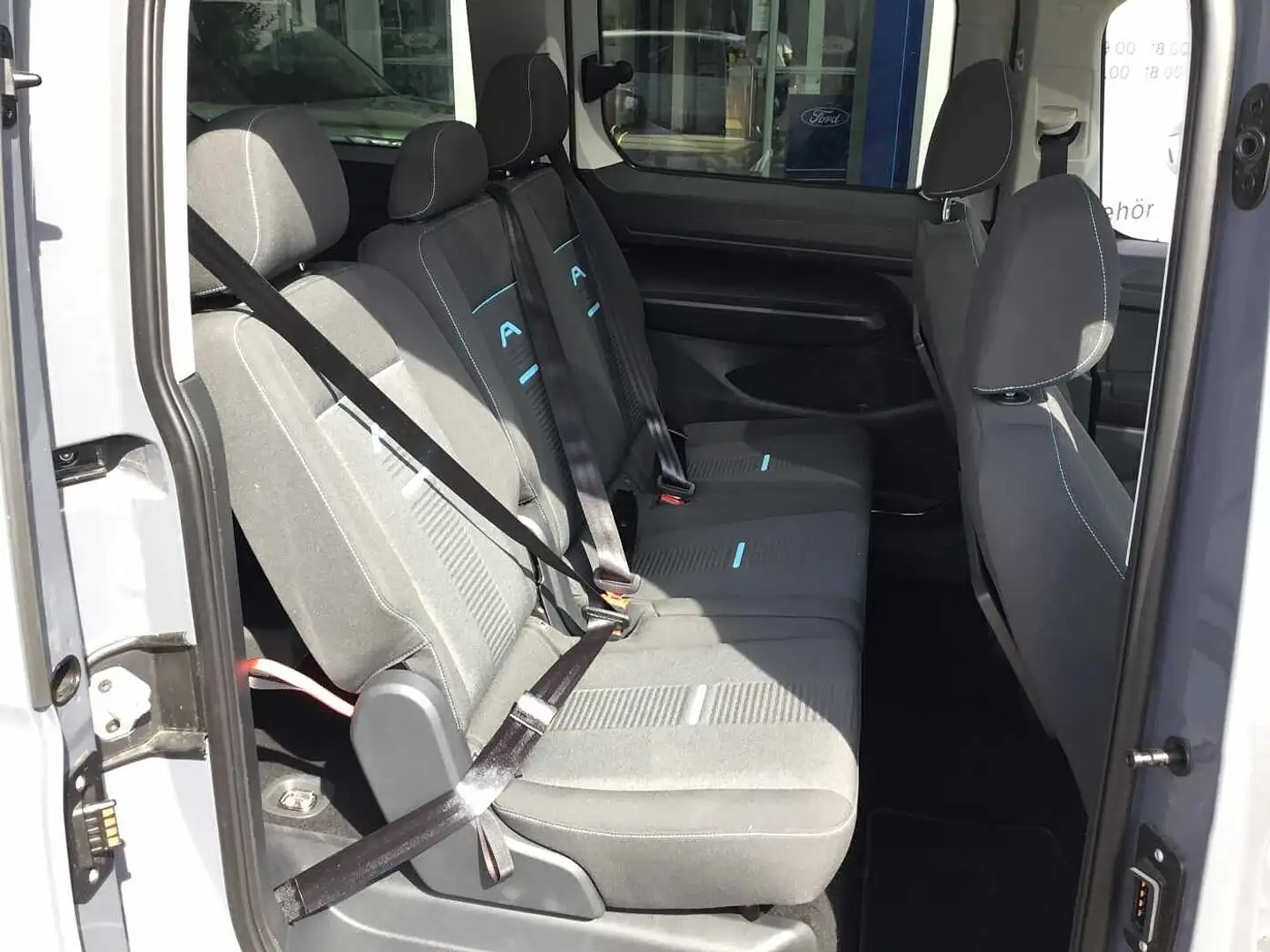 Ford Tourneo Connect L2 2.0 EcoBlue Aut. ACTIVE Grau - 2