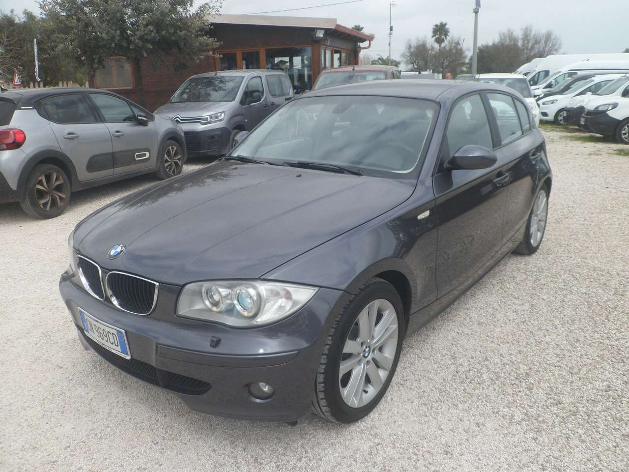 BMW 120 120d cat 5 porte Futura