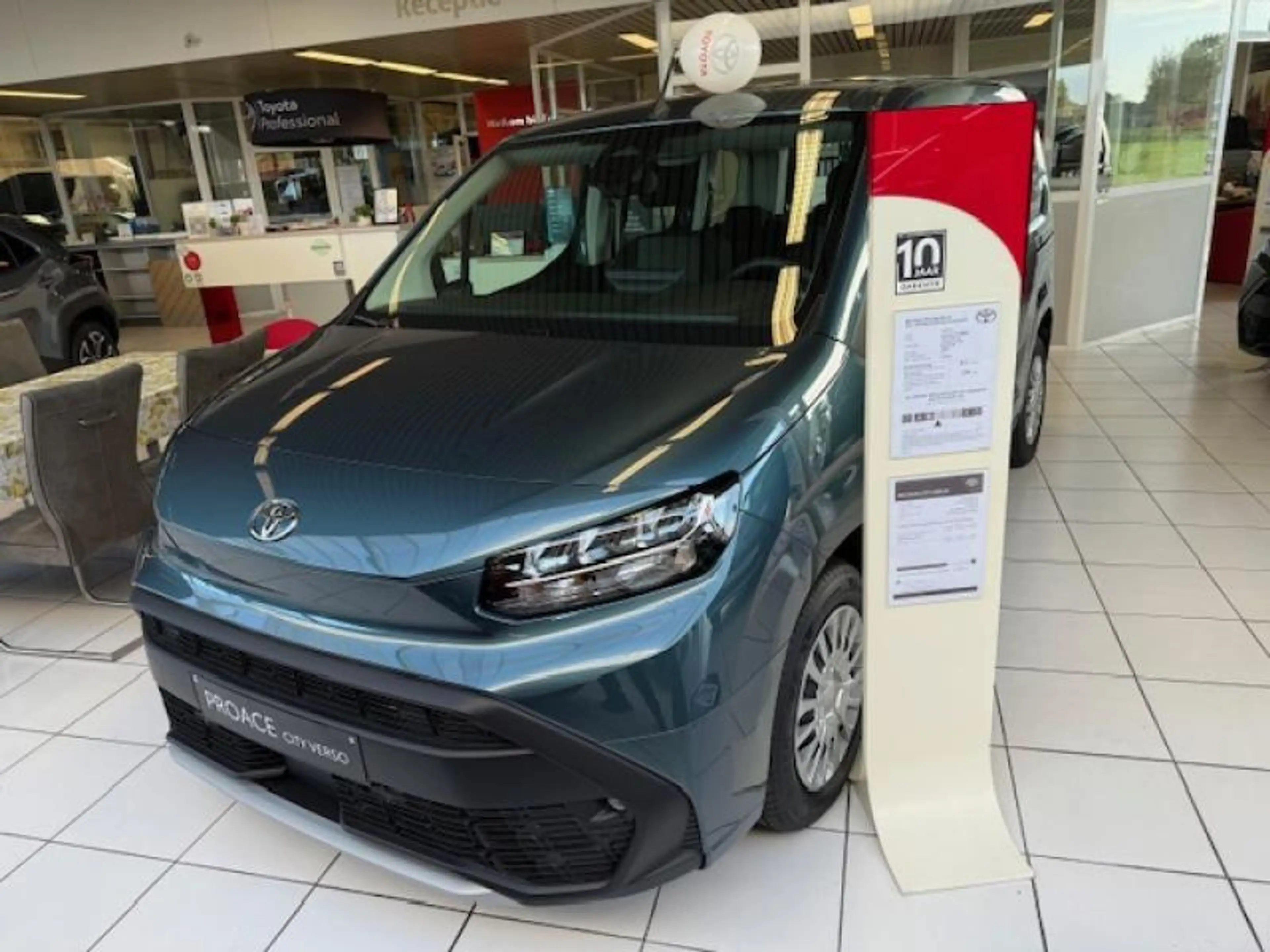Toyota Verso Shuttle 5pl Proace City Verso Shuttle Diesel — photo 2