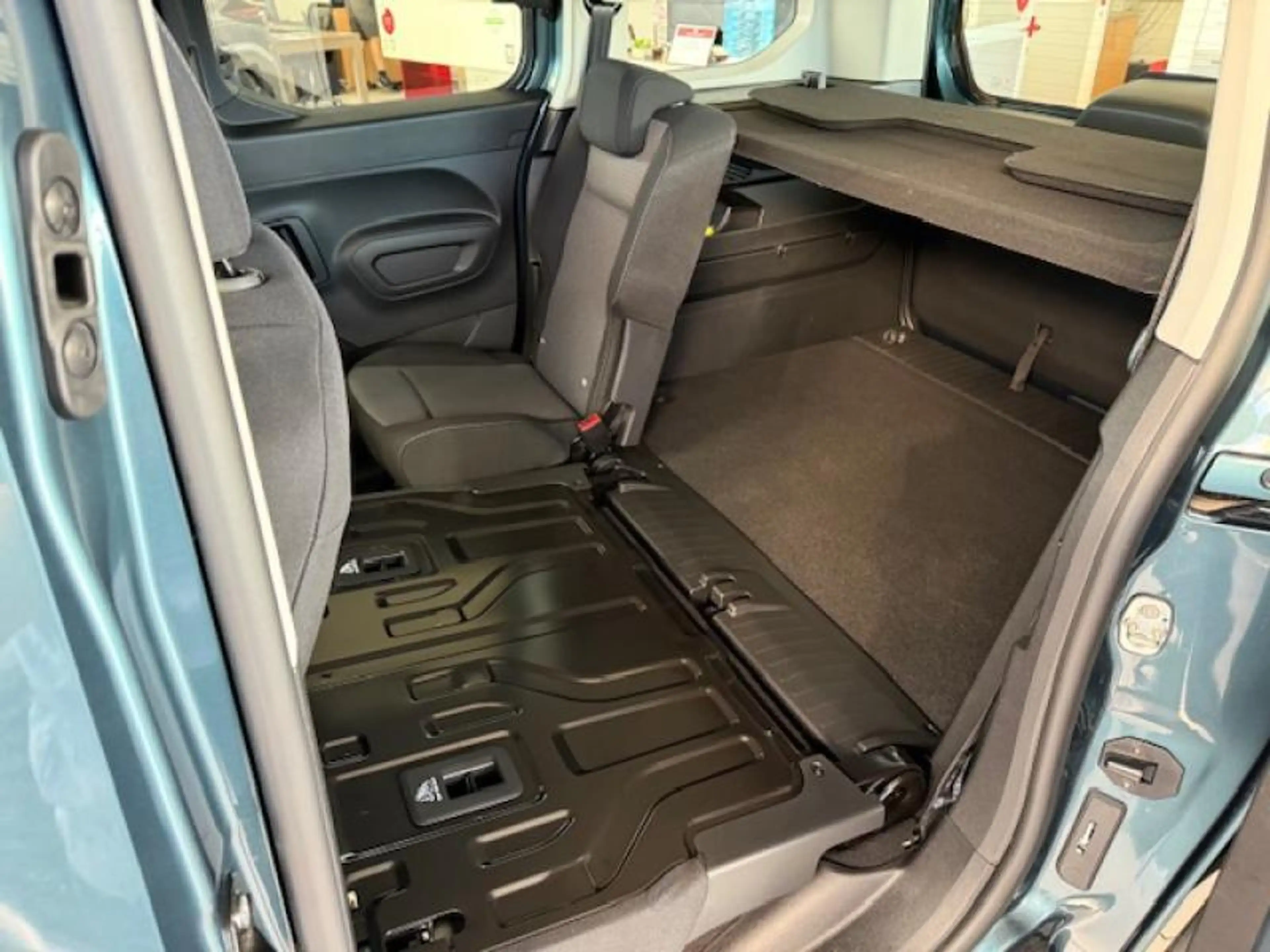 Toyota Verso Shuttle 5pl Proace City Verso Shuttle Diesel — photo 12