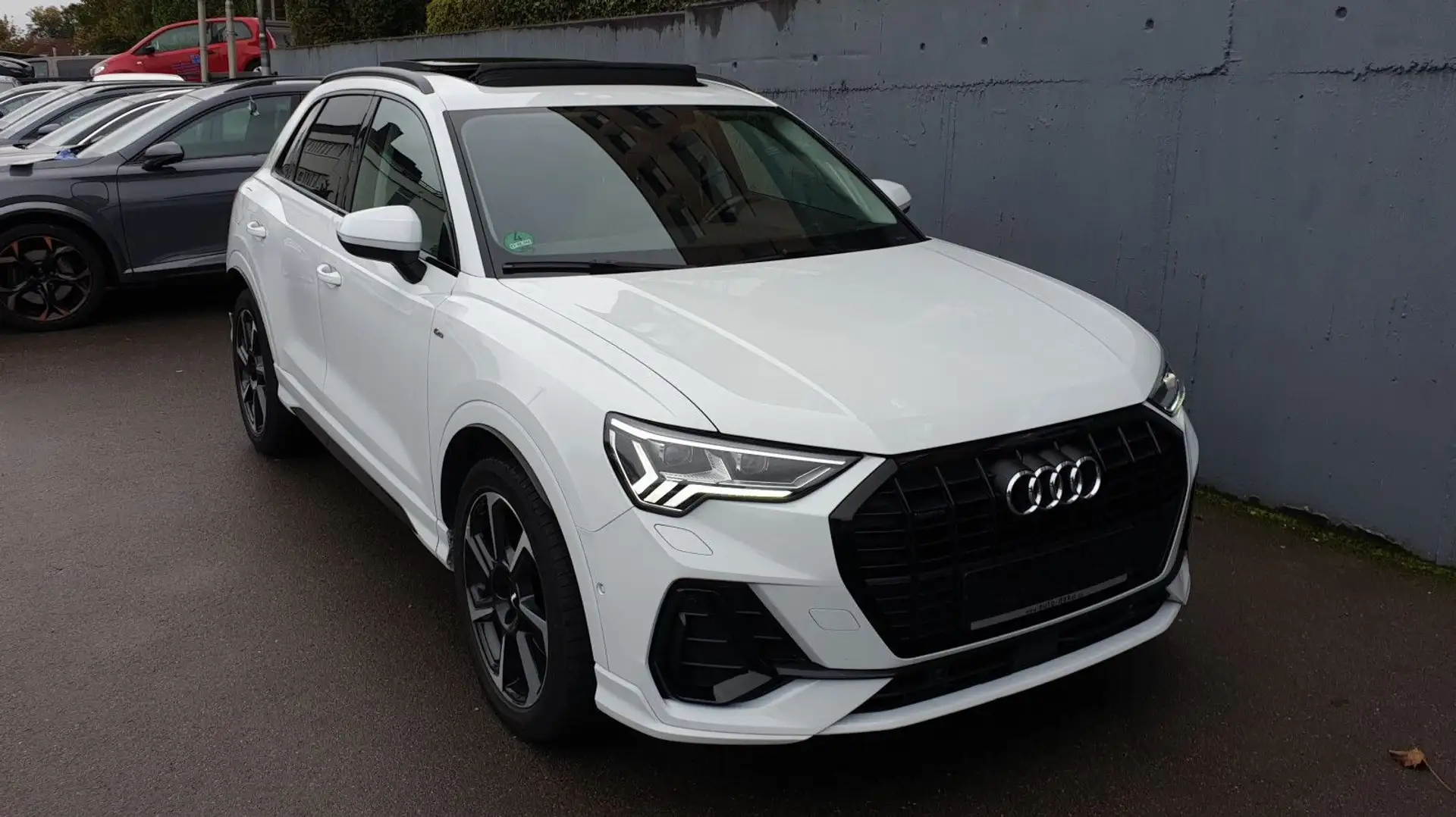 Audi Q3 40 TDI quattro S tronic *S-Line* Pano/Virtual Weiß - 2