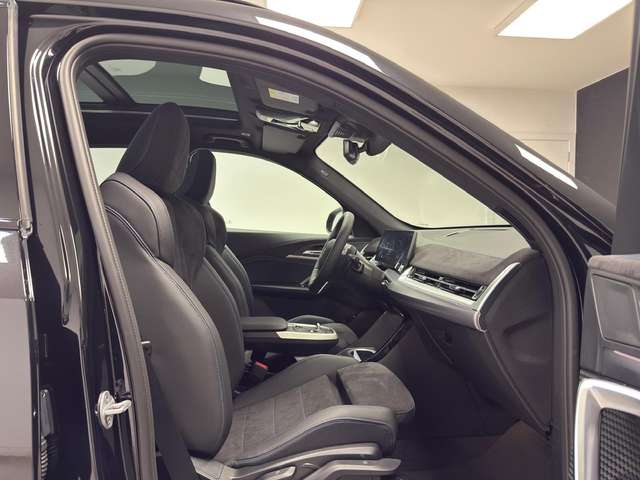 BMW X1 — photo 12