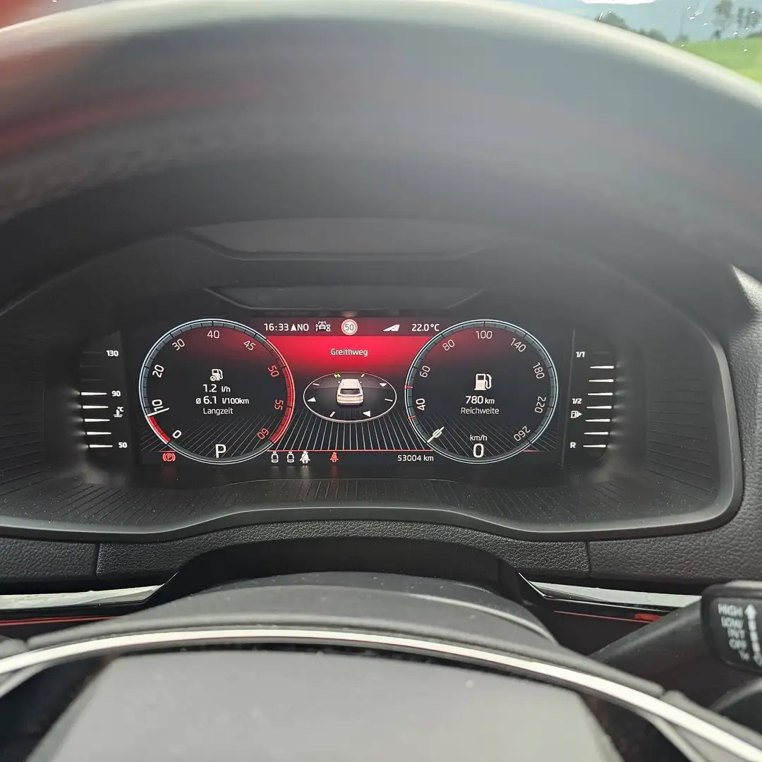 Skoda Karoq Karoq 2,0 TDI 4x4 DSG Ambition Ambition Schwarz - 1