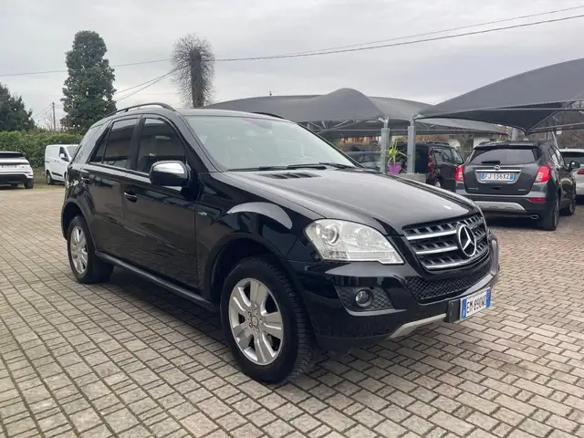 Mercedes-Benz ML 300 ML 300 CDI BlueEFFICIENCY