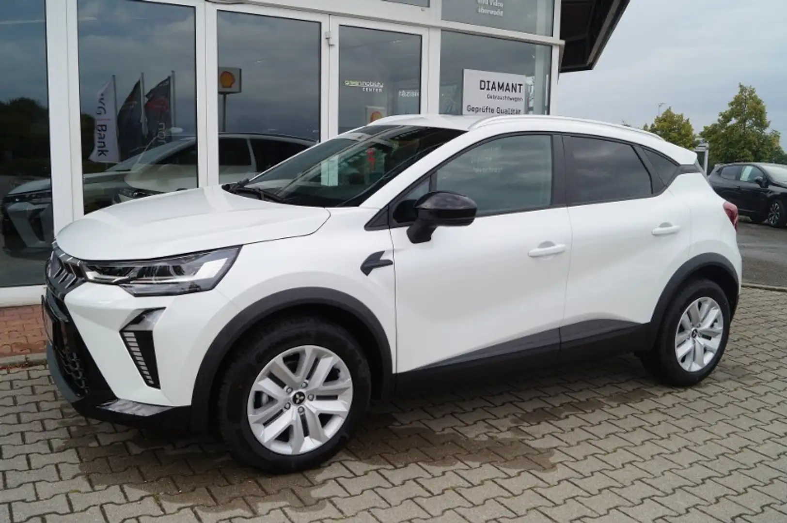 Mitsubishi ASX PLUS 1.0 T-Benziner 6-Gang Weiß - 1