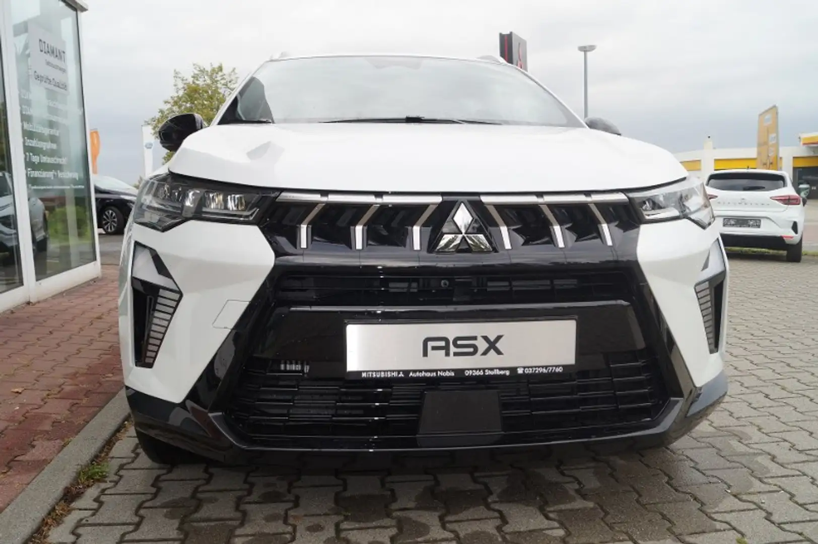 Mitsubishi ASX PLUS 1.0 T-Benziner 6-Gang Weiß - 2