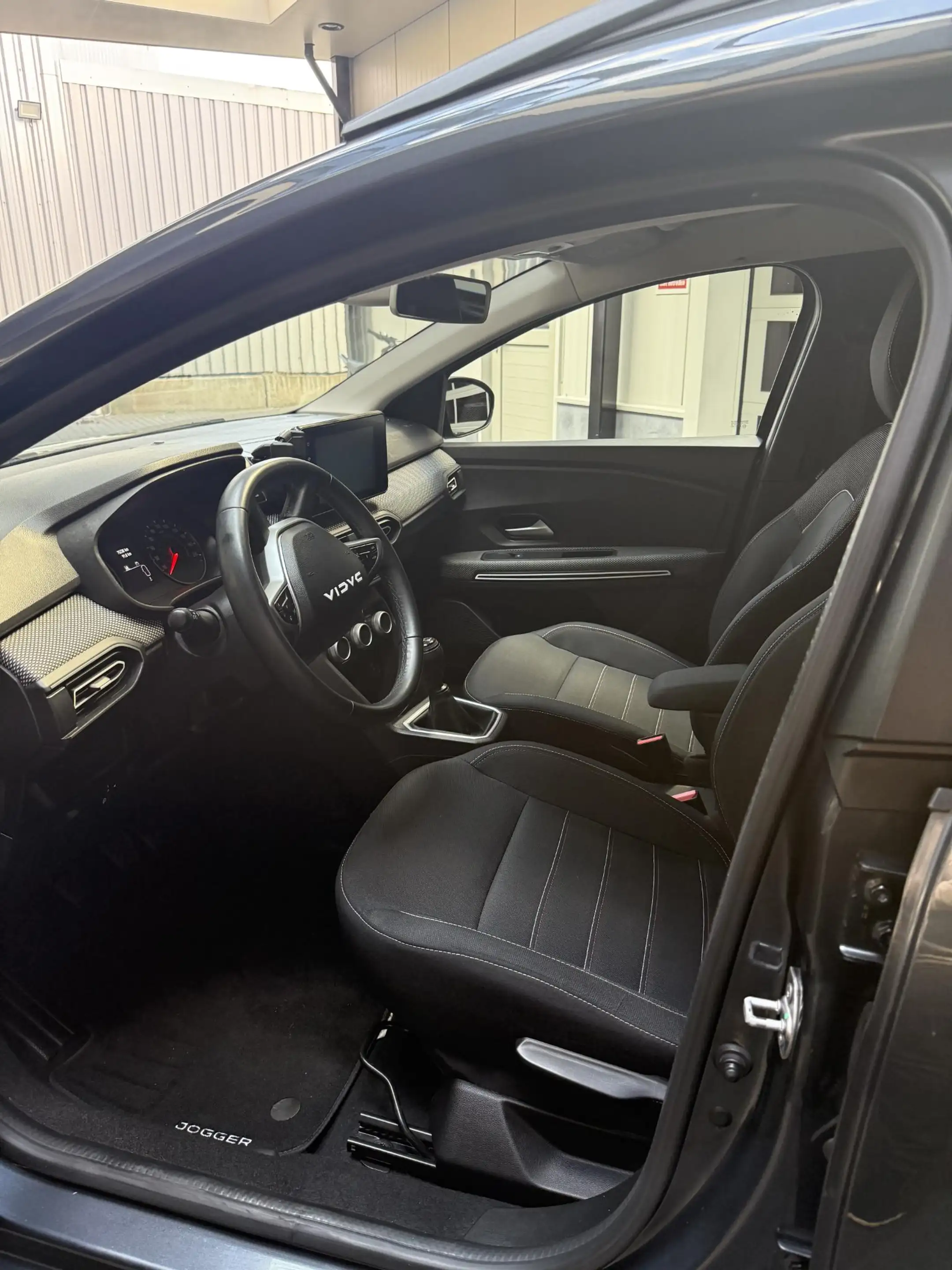Dacia Jogger 1.0 TCe 110 Extreme 7 Personen!!! — photo 11