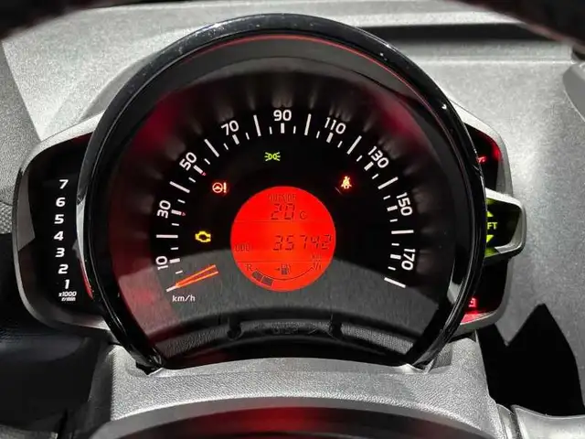 Citroen C1 view 12