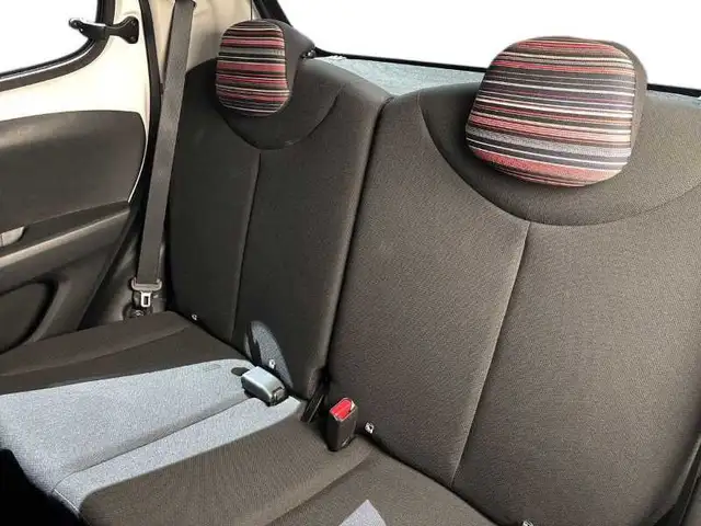 Citroen C1 view 9