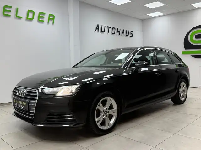 Audi A4 view 3