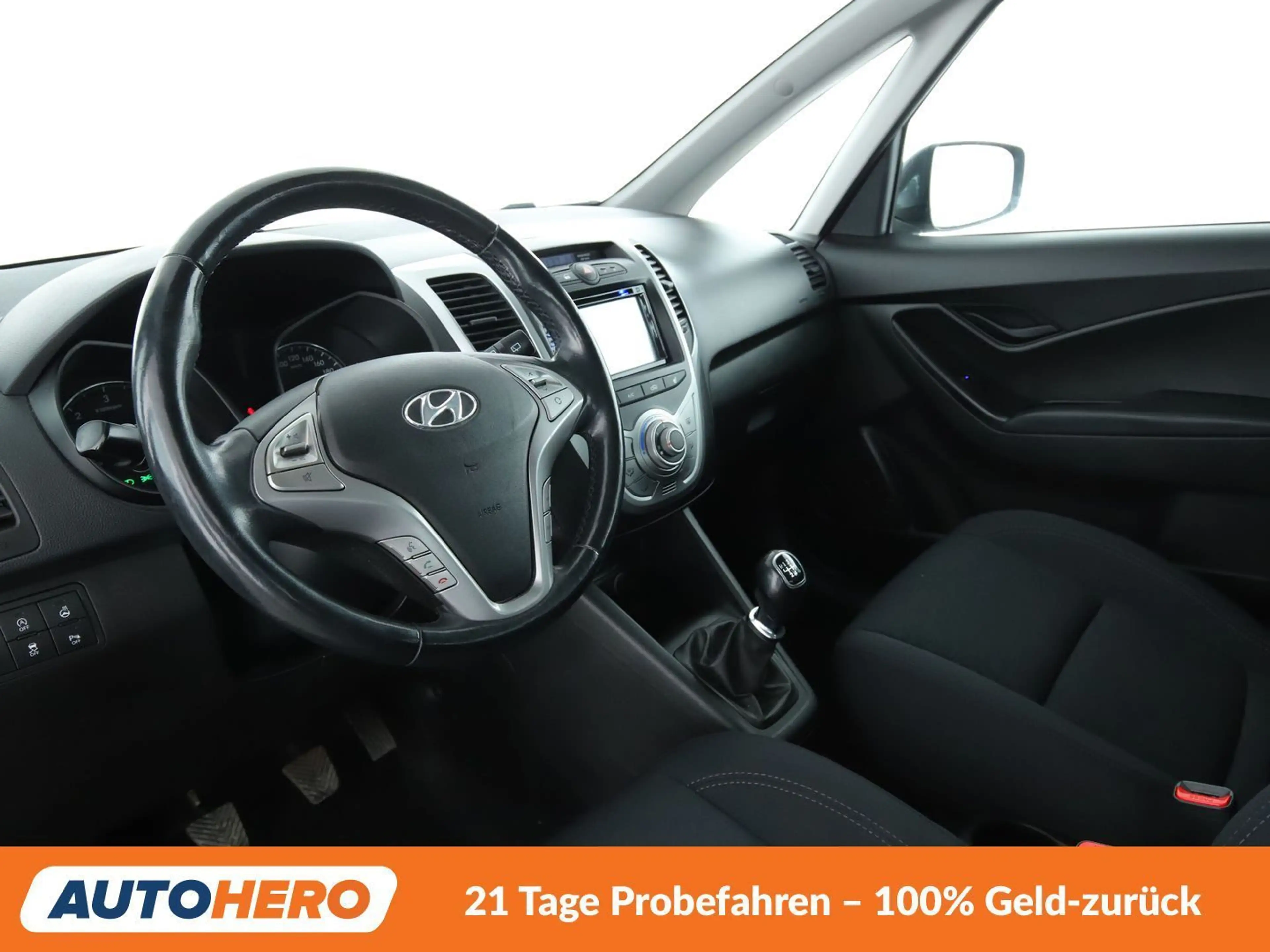 Hyundai iX20 1.6 CRDi YES! Blue *NAV*PDC*SHZ*ALU*KLIMA* — photo 11