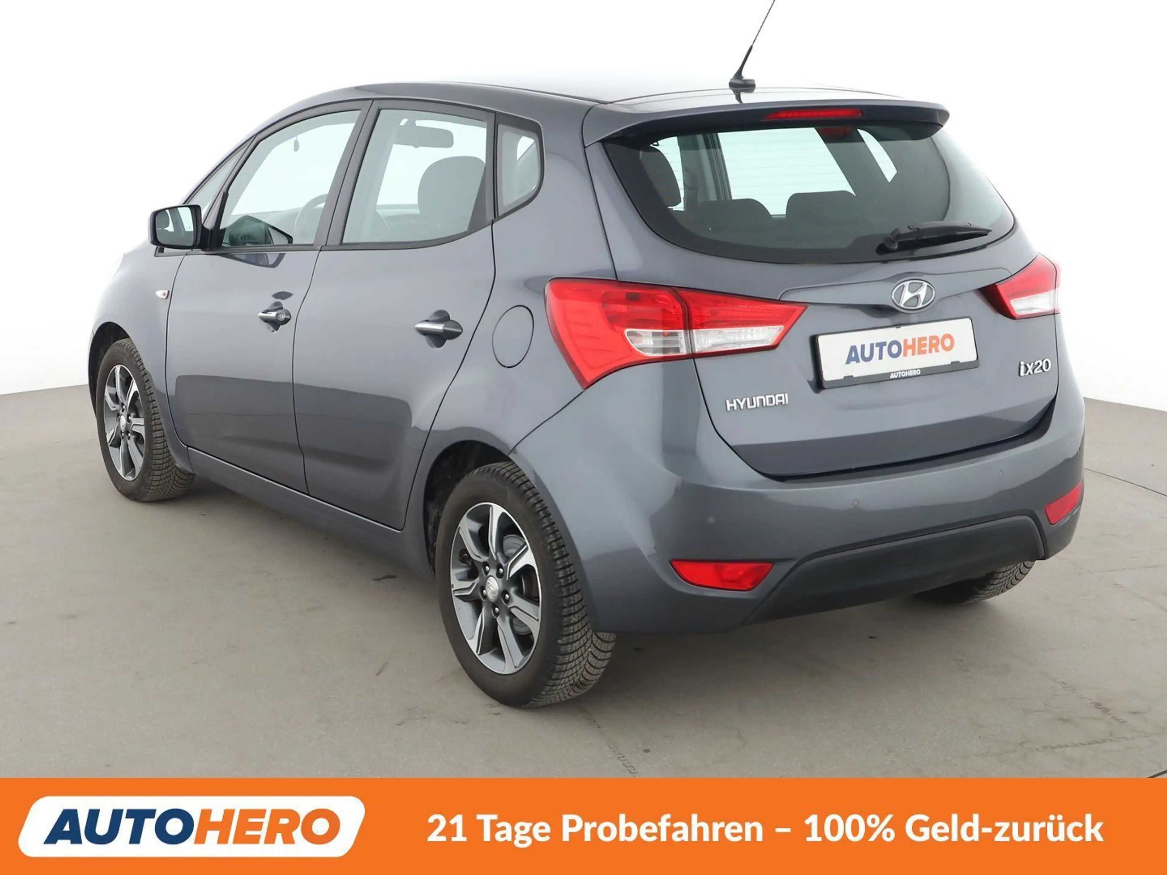 Hyundai iX20 1.6 CRDi YES! Blue *NAV*PDC*SHZ*ALU*KLIMA* — photo 4