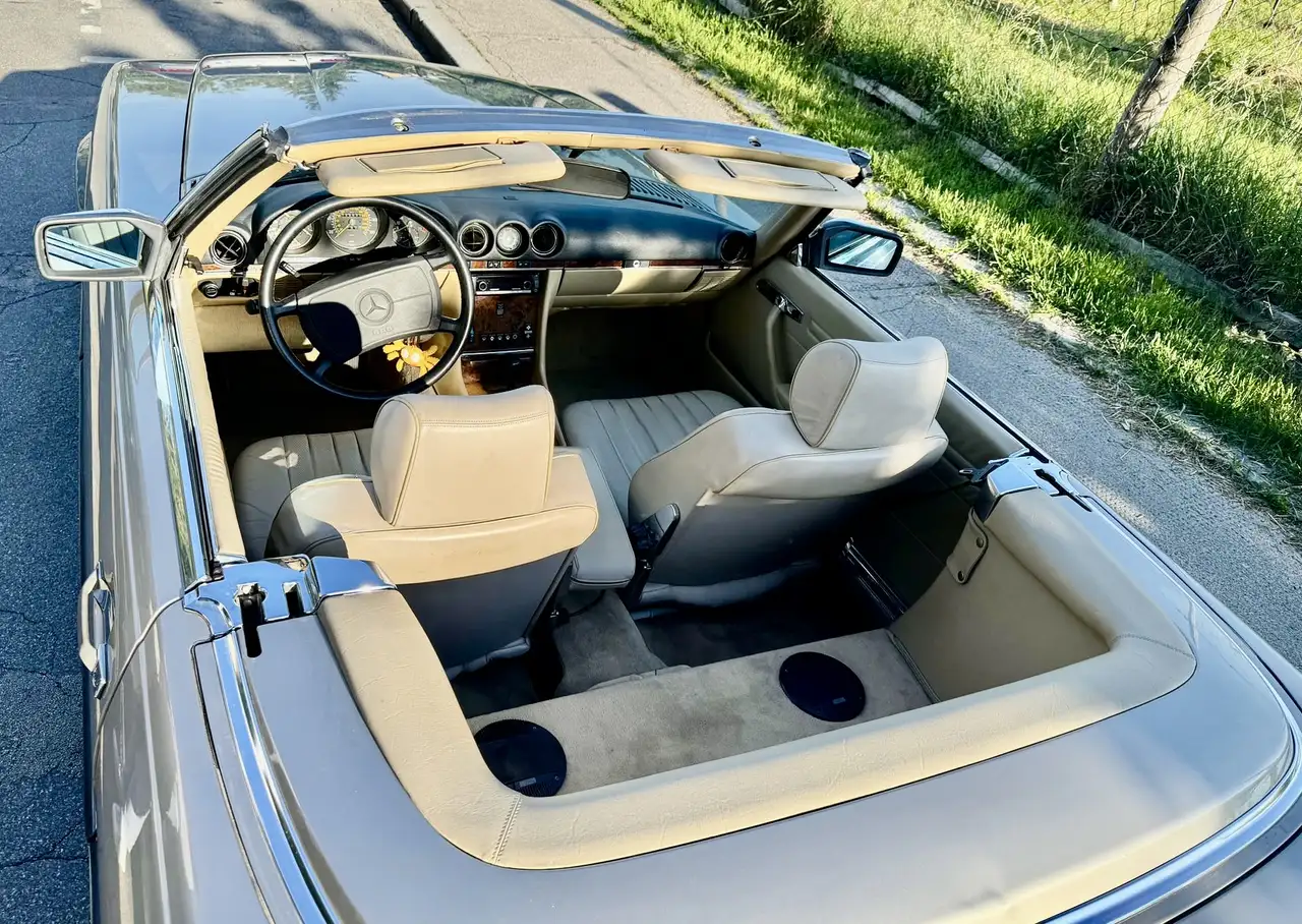 Mercedes-Benz SL 560 Bobby Ewing, foto 11