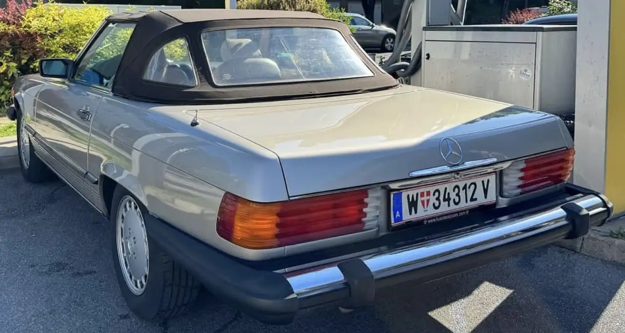 Mercedes-Benz SL 560 Bobby Ewing, foto 8