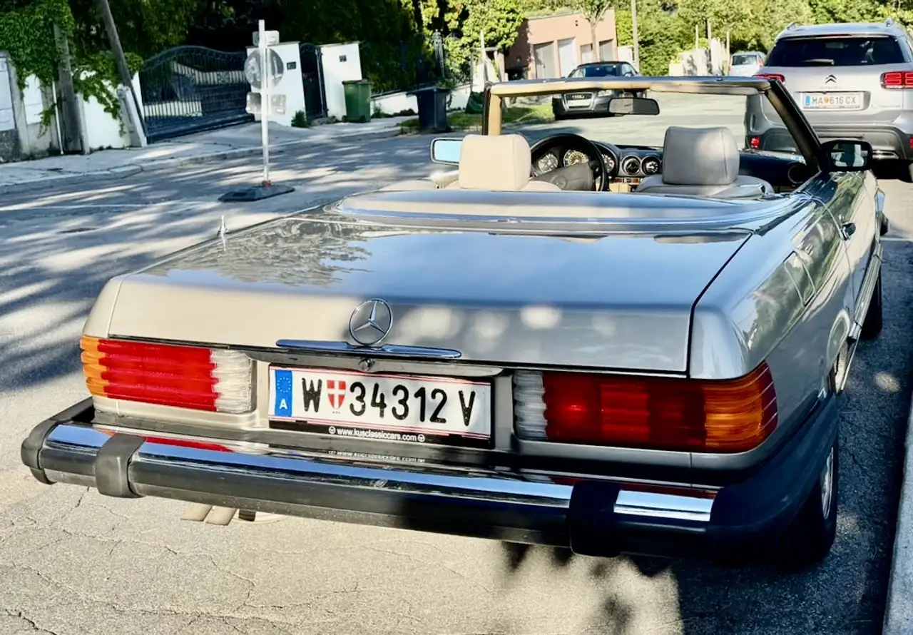 Mercedes-Benz SL 560 Bobby Ewing, foto 4