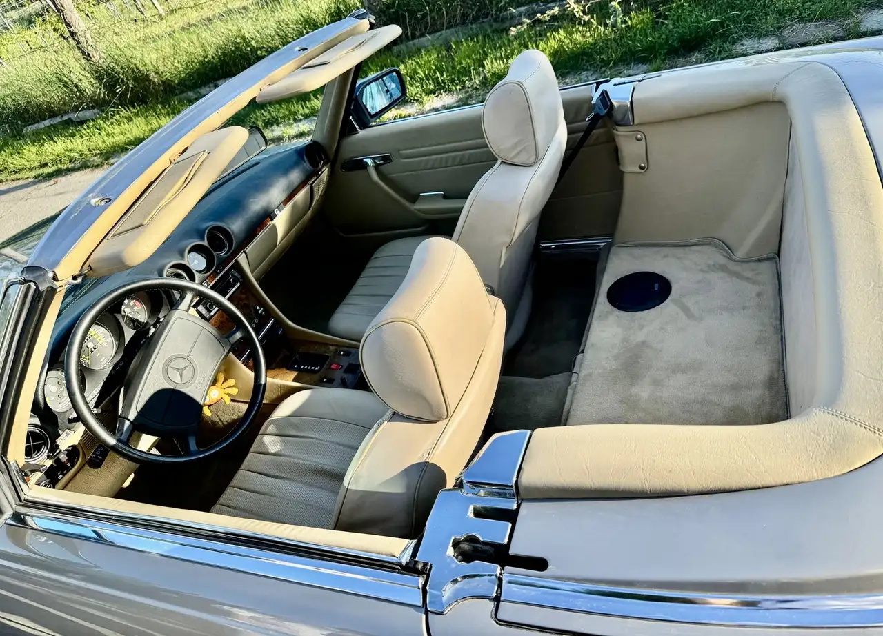 Mercedes-Benz SL 560 Bobby Ewing, foto 10