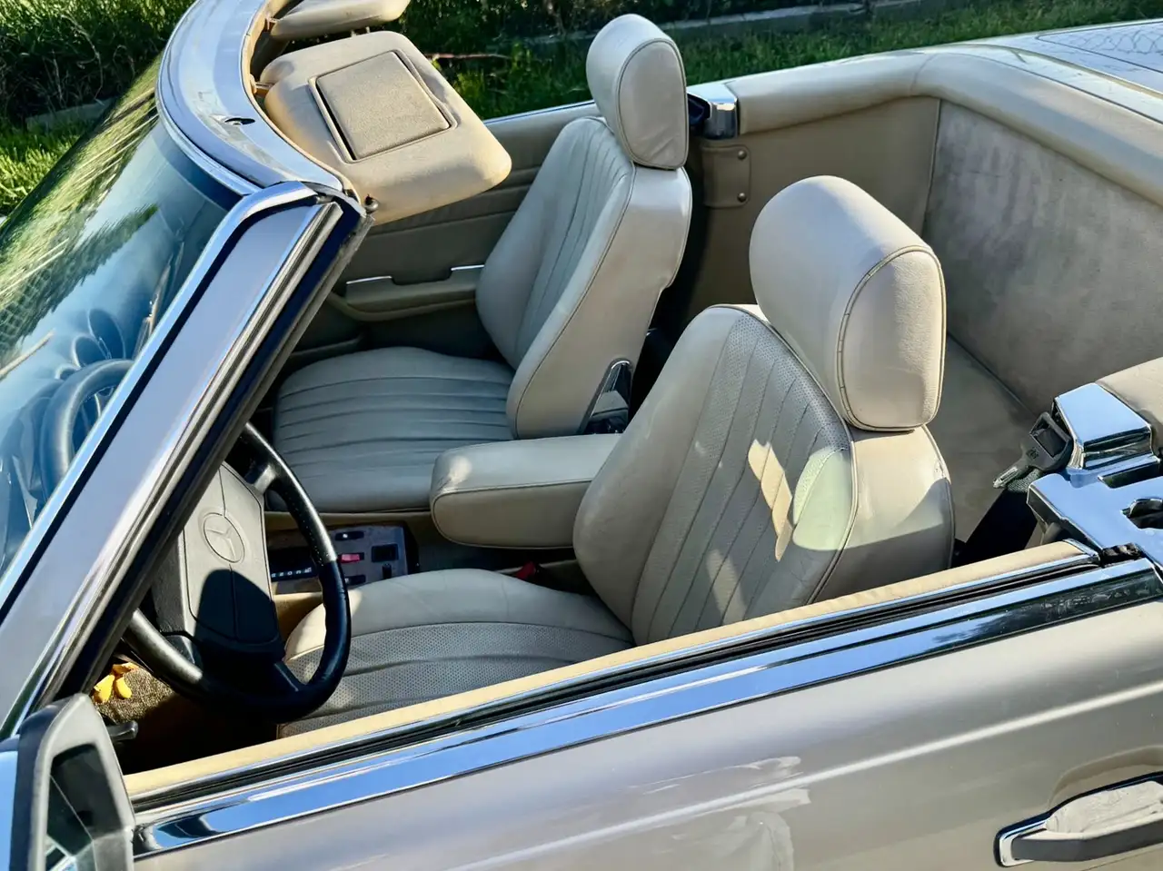 Mercedes-Benz SL 560 Bobby Ewing, foto 9