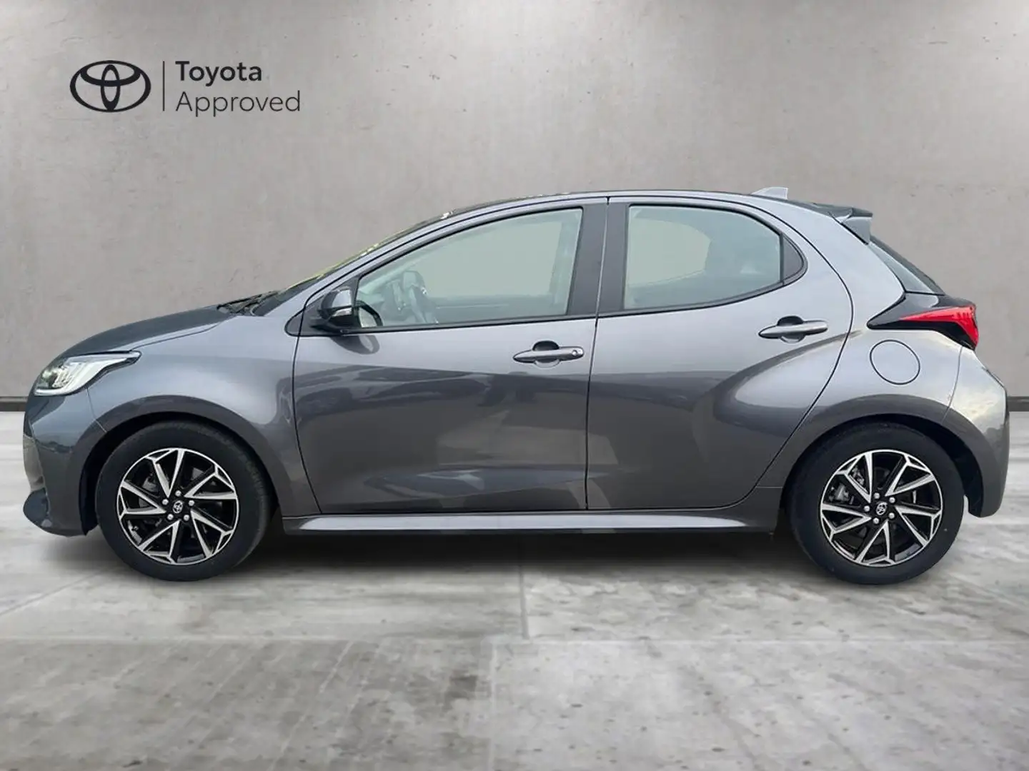 Toyota Yaris Yaris 1.5h Trend Grigio - 2