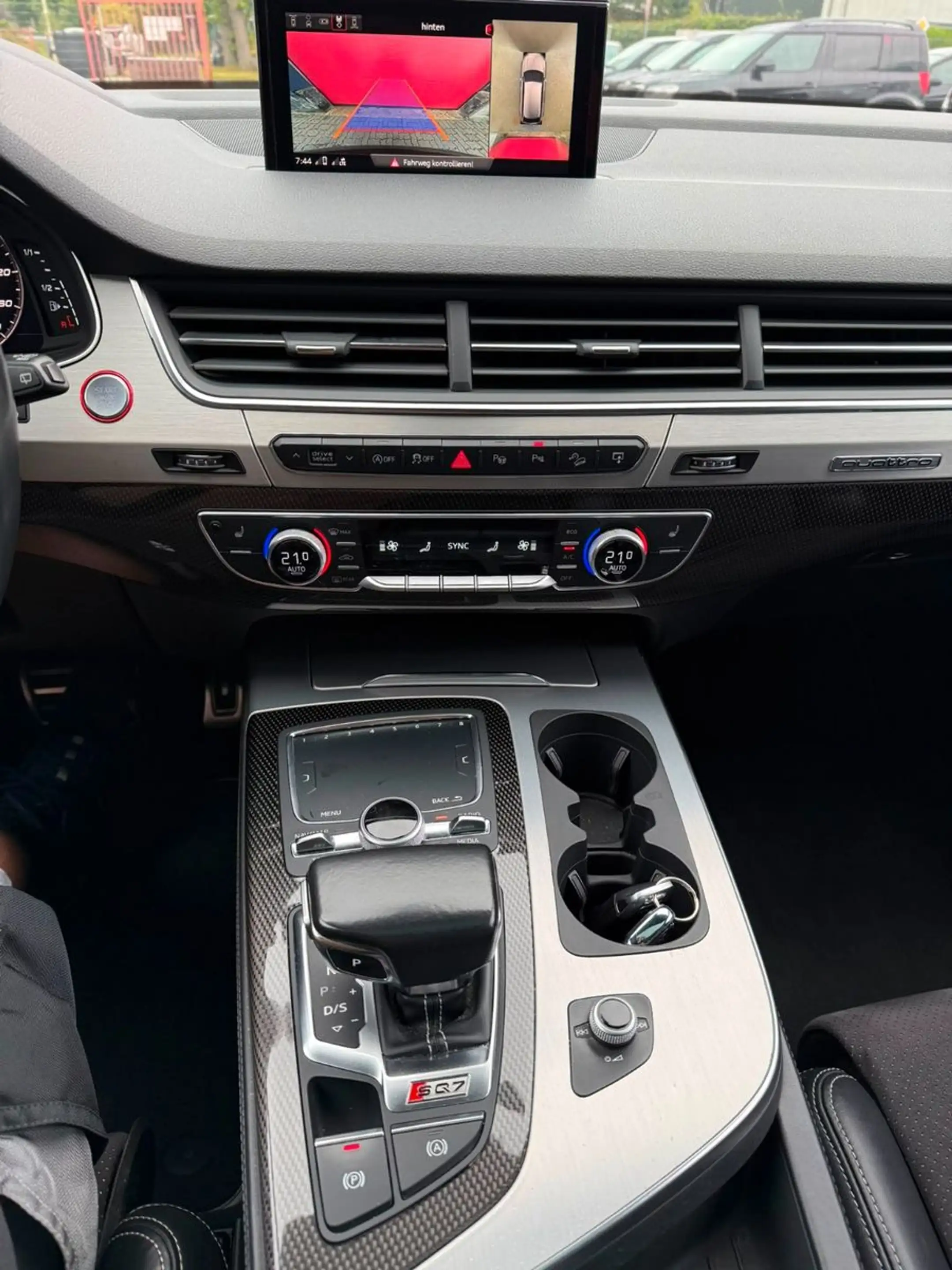 Audi SQ7 4.0 TDI quattro HUD PANO 22" LUFT AHK — photo 15