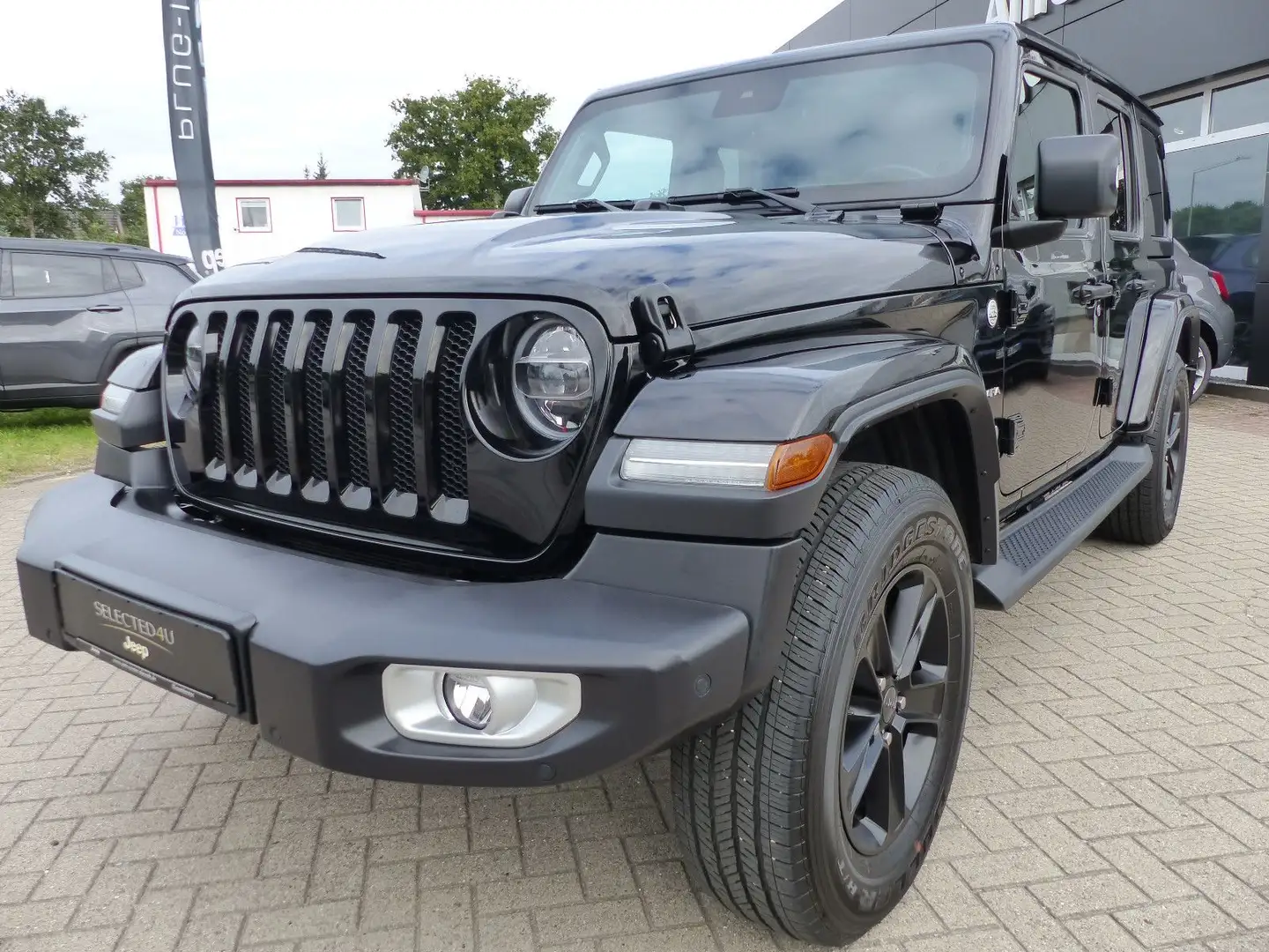 Jeep Wrangler Jeep WRANGLER UNLIMITED MY21 Sahara 2.0l T-GDI Schwarz - 1