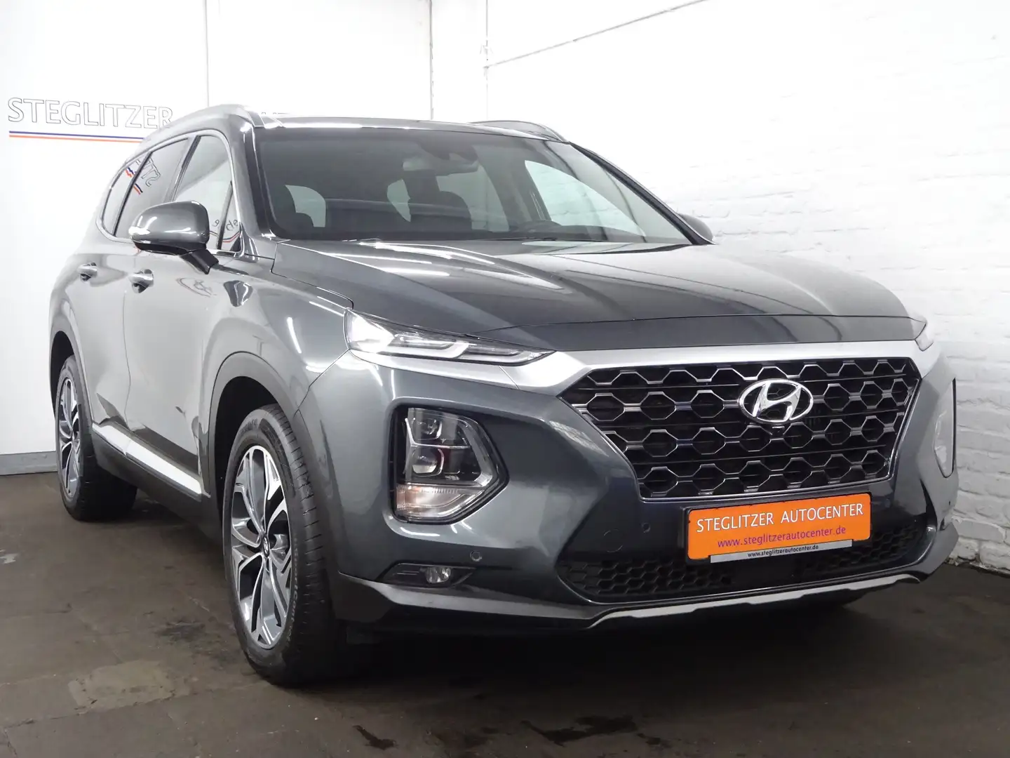 Hyundai SANTA FE 2.2 CRDi Premium 4WD Aut./ACC/Pano/360°/LED/HUD Grijs - 2