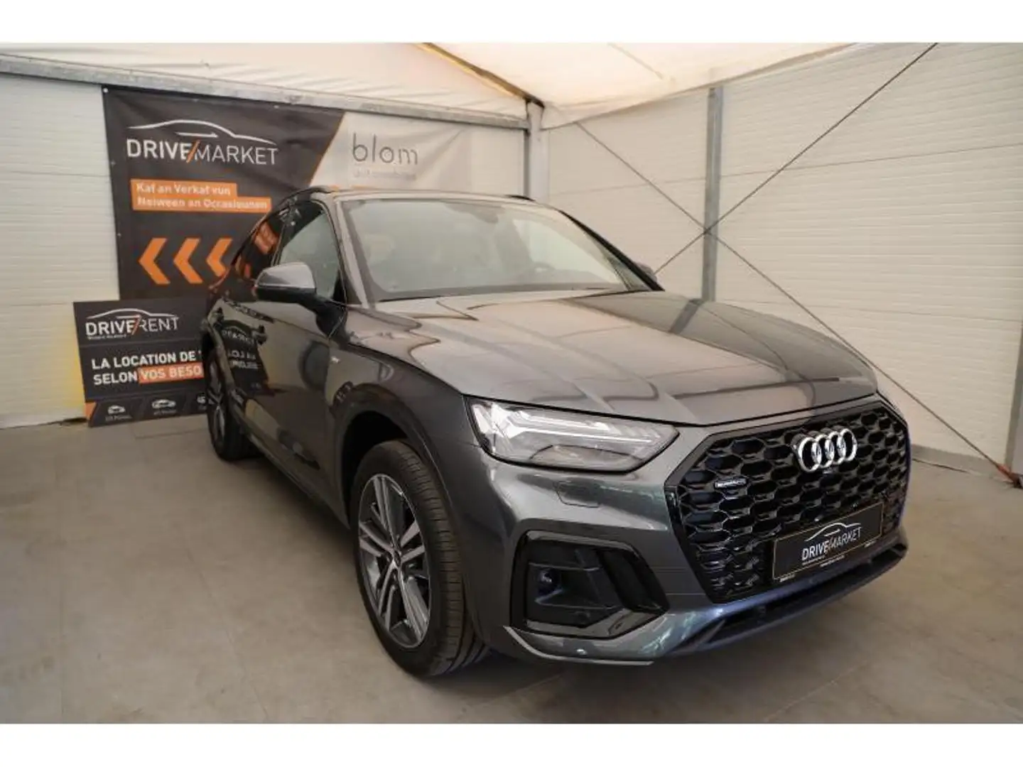 Audi Q5 Sportback S line Gris - 1