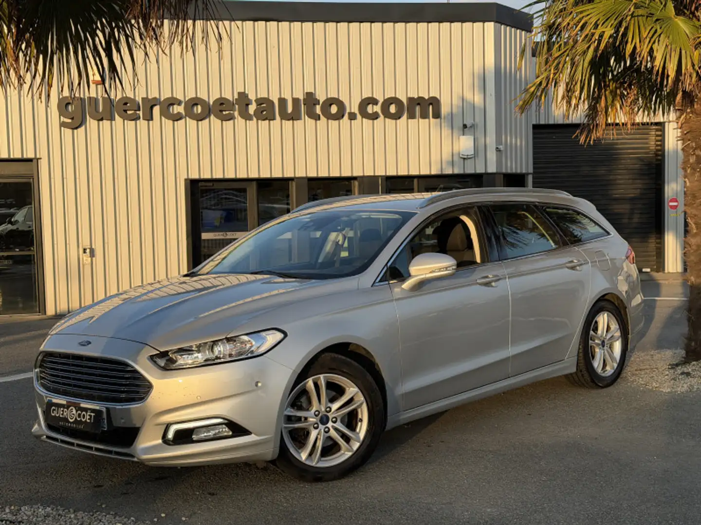 Ford Mondeo 2.0 TDCI 150CH TITANIUM POWERSHIFT EURO6.2 Gris - 2