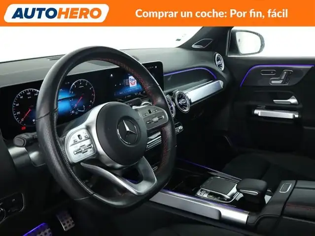 Mercedes-Benz GLB view 12