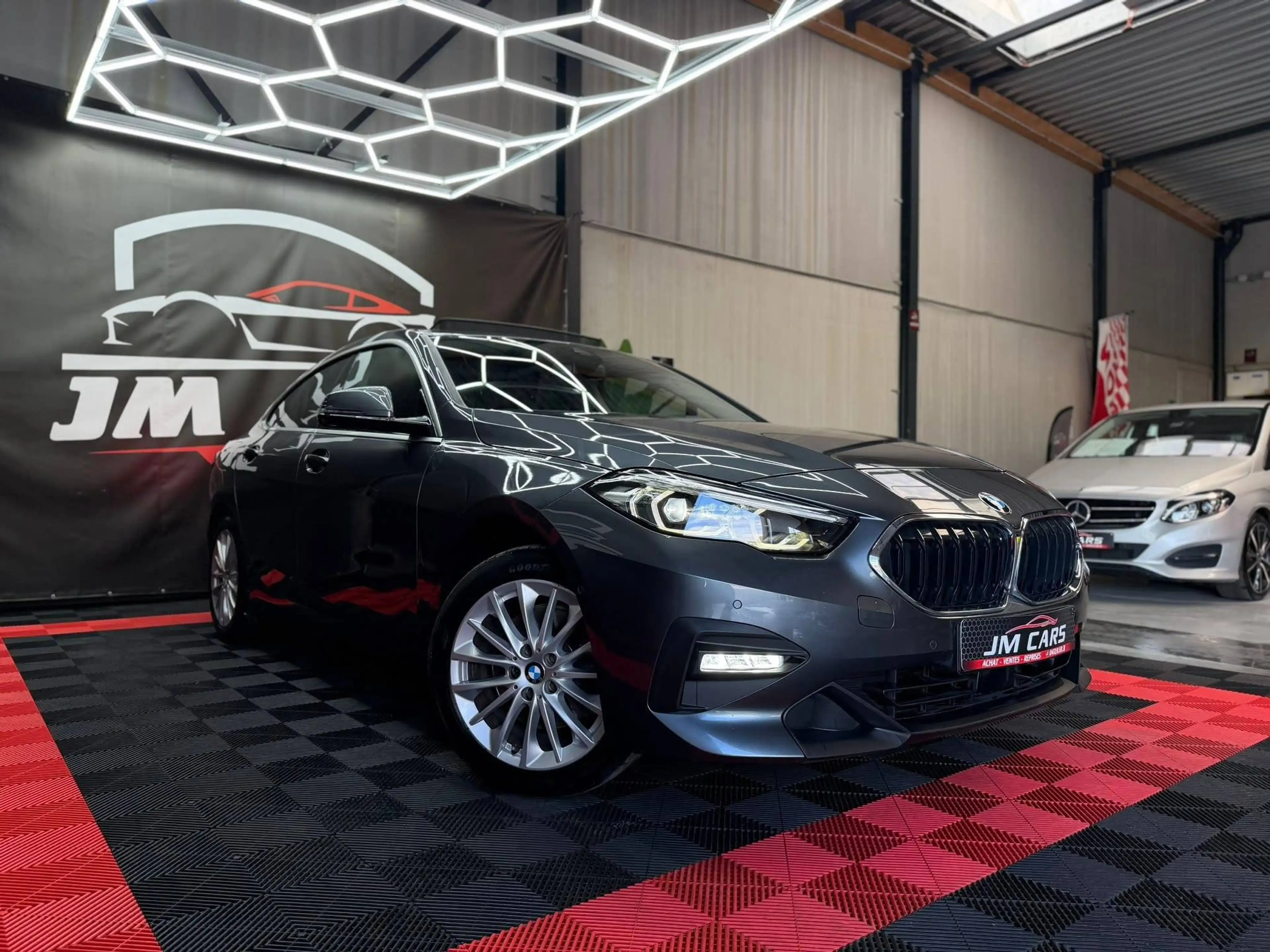 BMW 216 Gran Coupé 216 dA TOIT PANORAMIQUE VOLANT M — photo 2