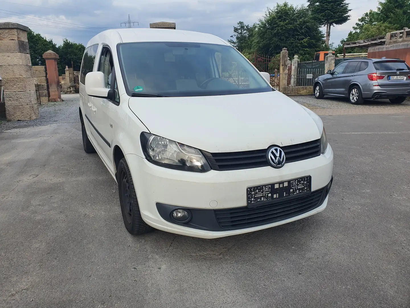 Volkswagen Caddy 1.6 TDI (7-Si.) Edition 30 keine taxi Weiß - 1