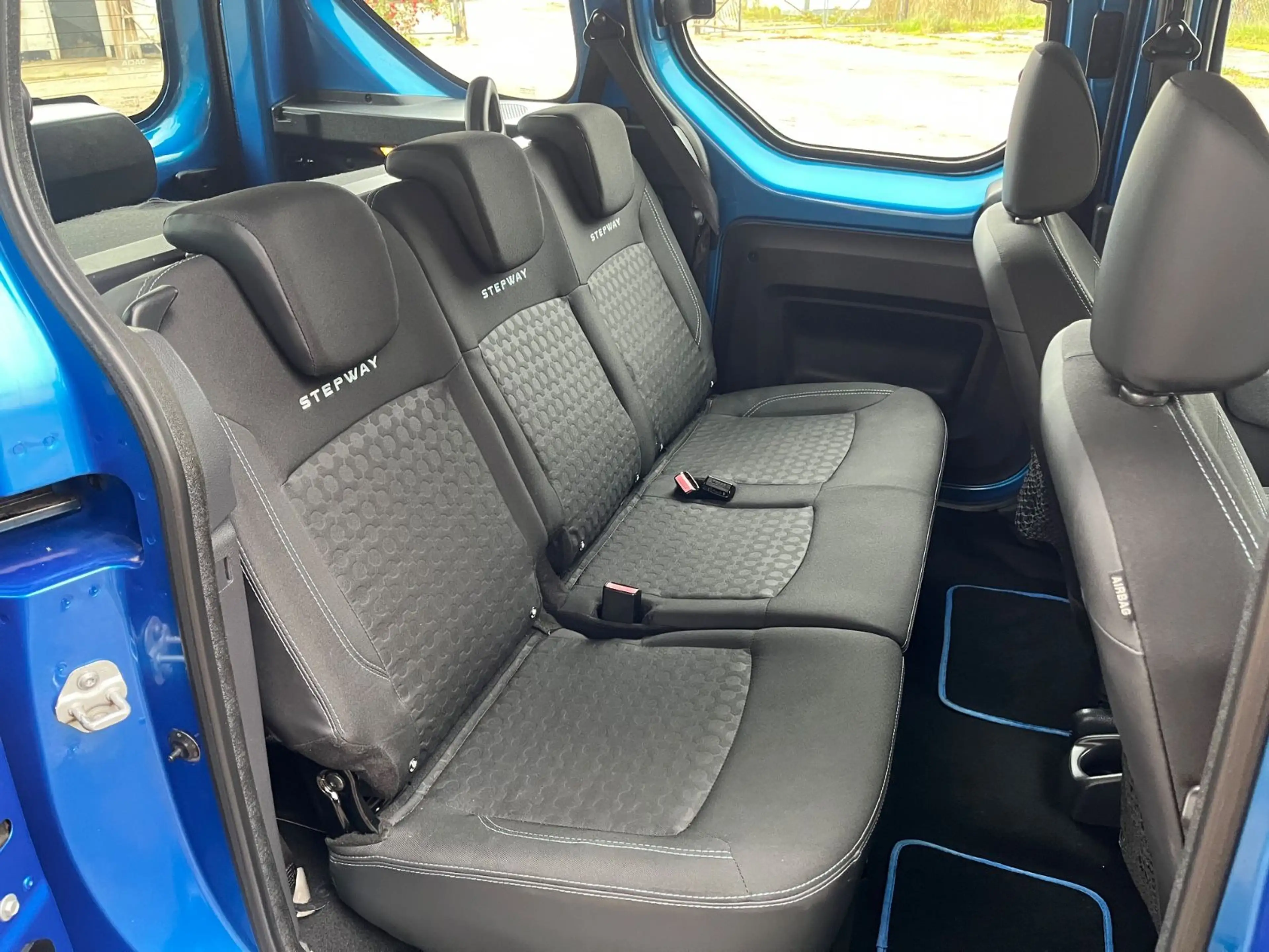 Dacia Dokker Stepway / Klima — photo 9