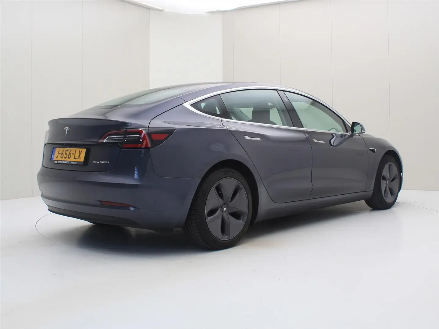 Tesla Model 3 Long-Range AWD 351pk 75 kWh SoH 88% [ AUTOPILOT+62 Gris - 2