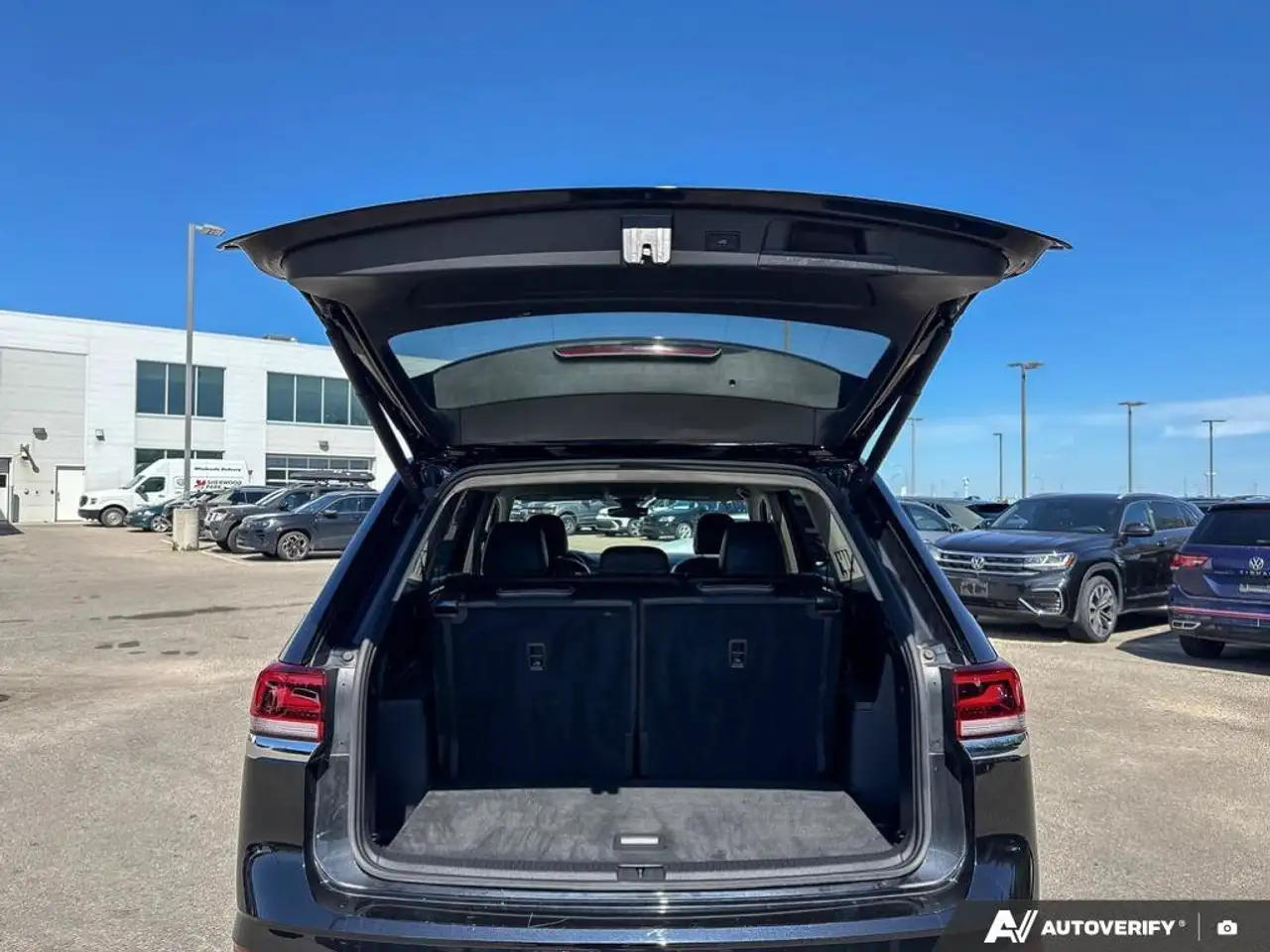 Volkswagen Atlas снимка Volkswagen Atlas