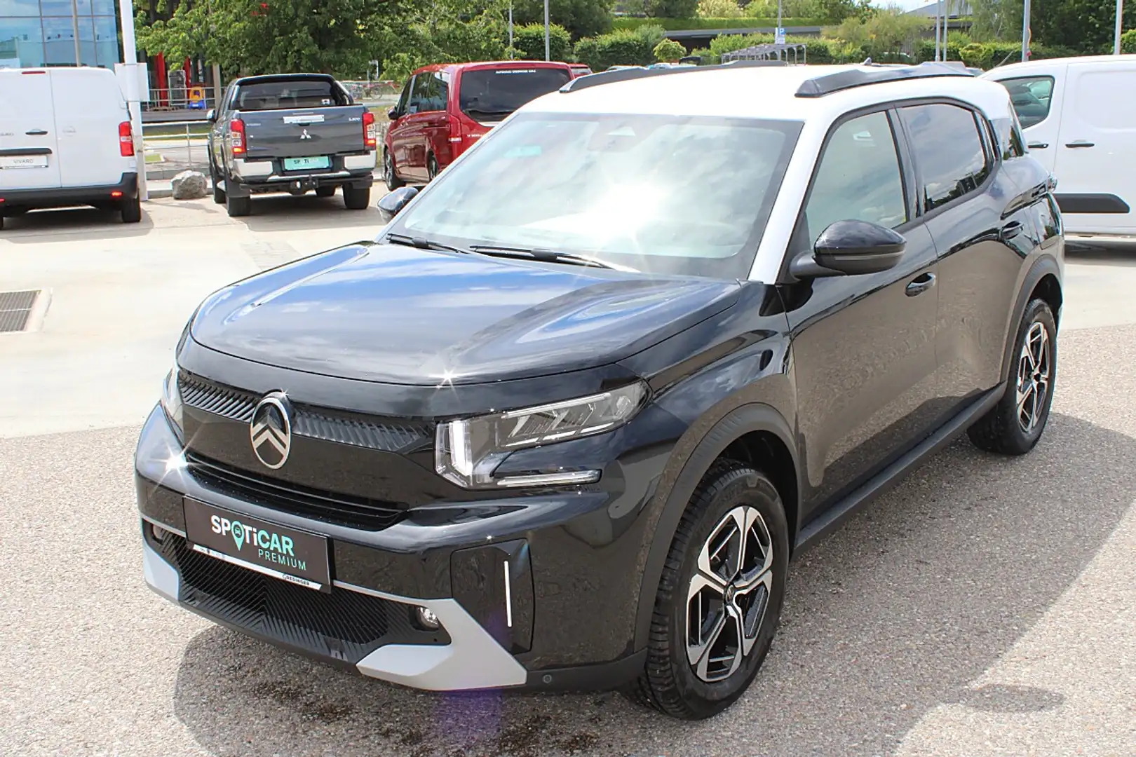Citroen C3 Aircross Hybrid mHEV 145 Max ë-DSC6 Schwarz - 1