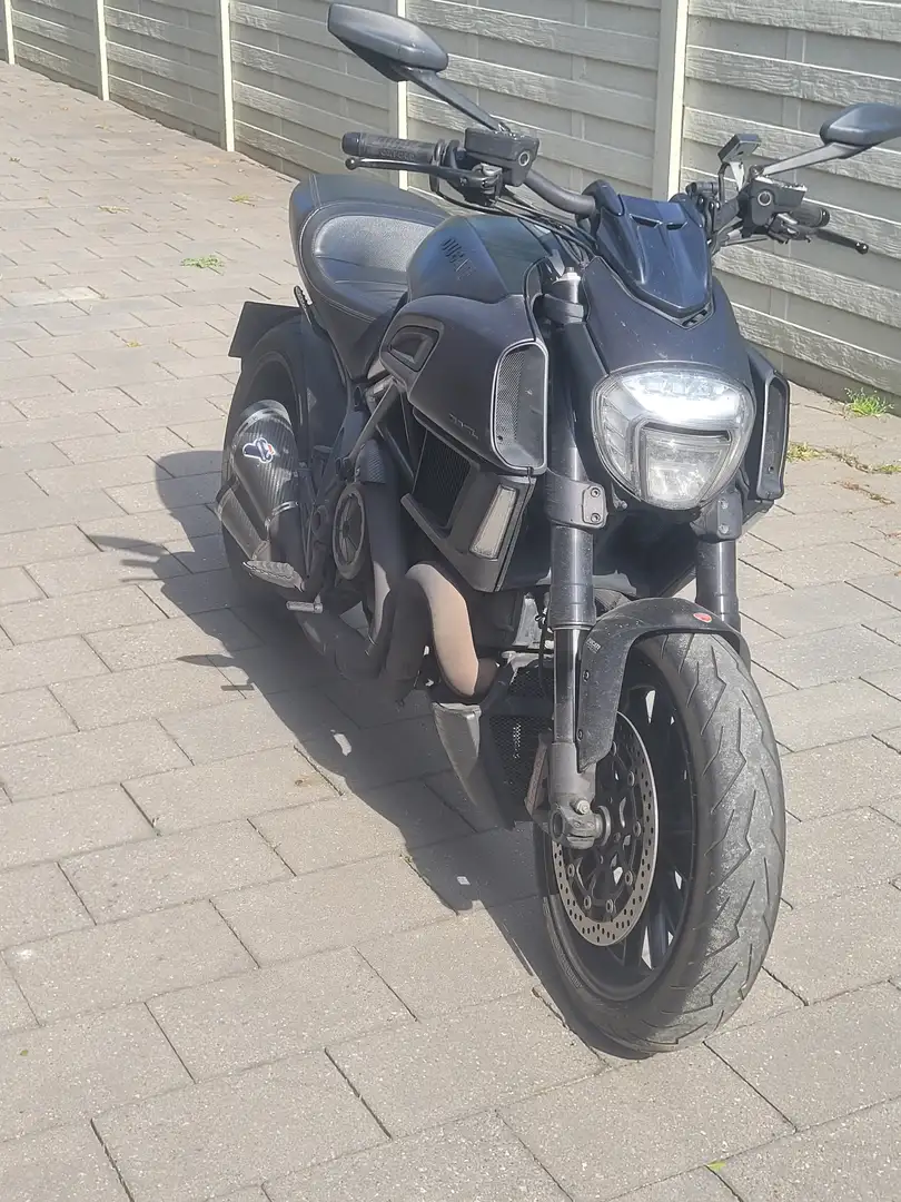 Ducati Diavel Negru - 1