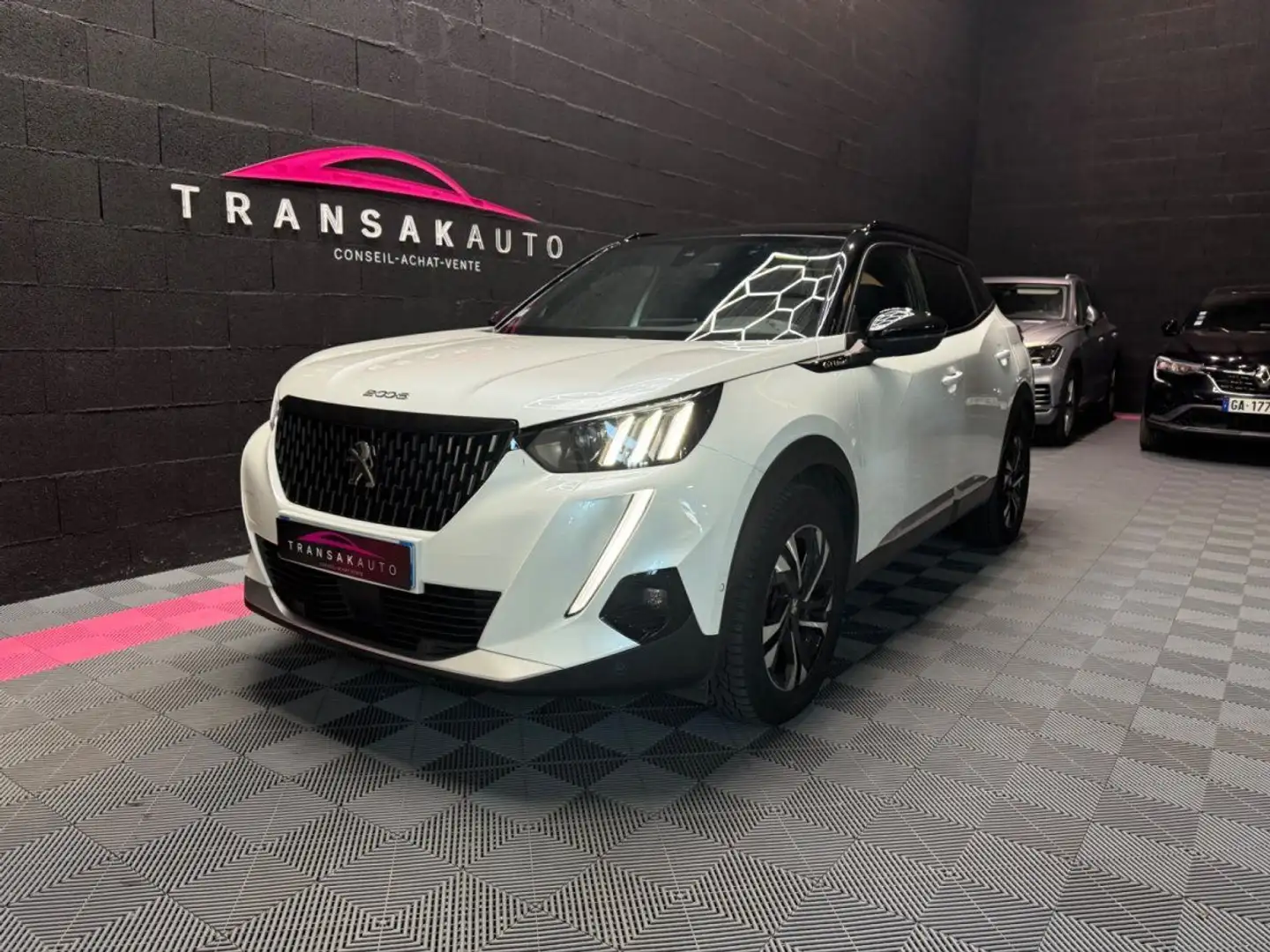 Peugeot 2008 PureTech 130 SS EAT8 GT Line (DISTRIBUTION OK) Weiß - 1