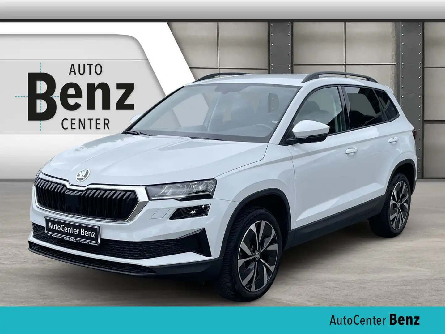 Skoda Karoq 2.0 TDI Style AHK*APP*LED*KESSY*SHZ*KAM Klima Weiß - 1
