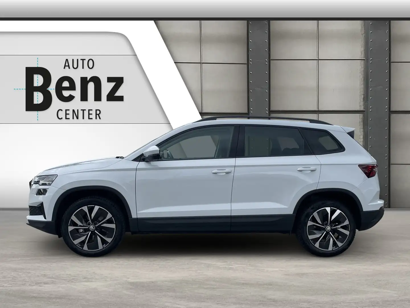 Skoda Karoq 2.0 TDI Style AHK*APP*LED*KESSY*SHZ*KAM Klima Weiß - 2