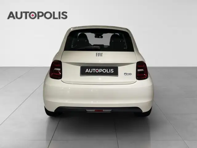 Fiat 500e view 13
