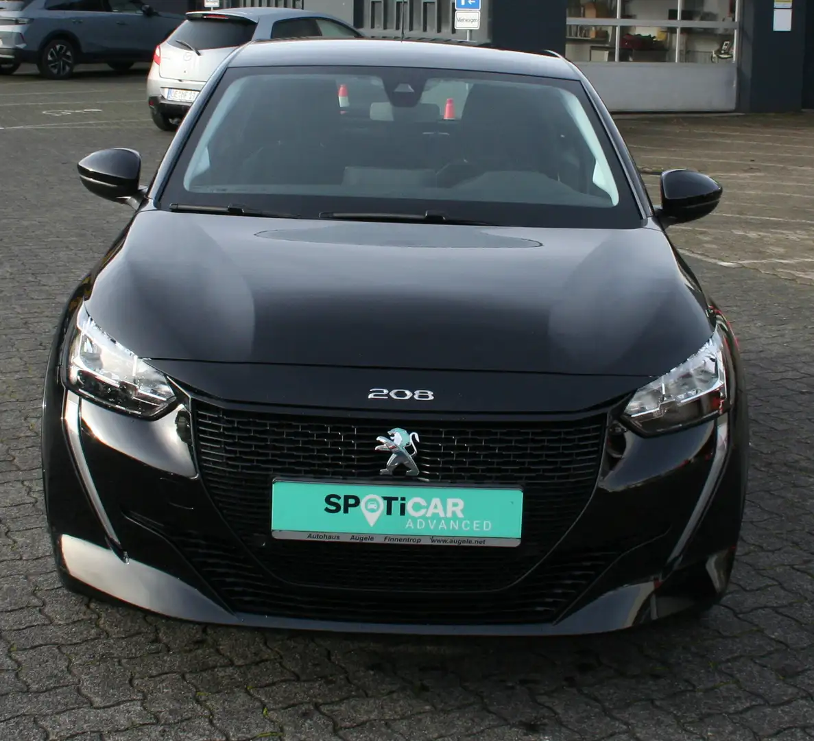 Peugeot e-208 Active 136PS, 11KW On-Board Charger, SHZ, AKKU 92% Schwarz - 2