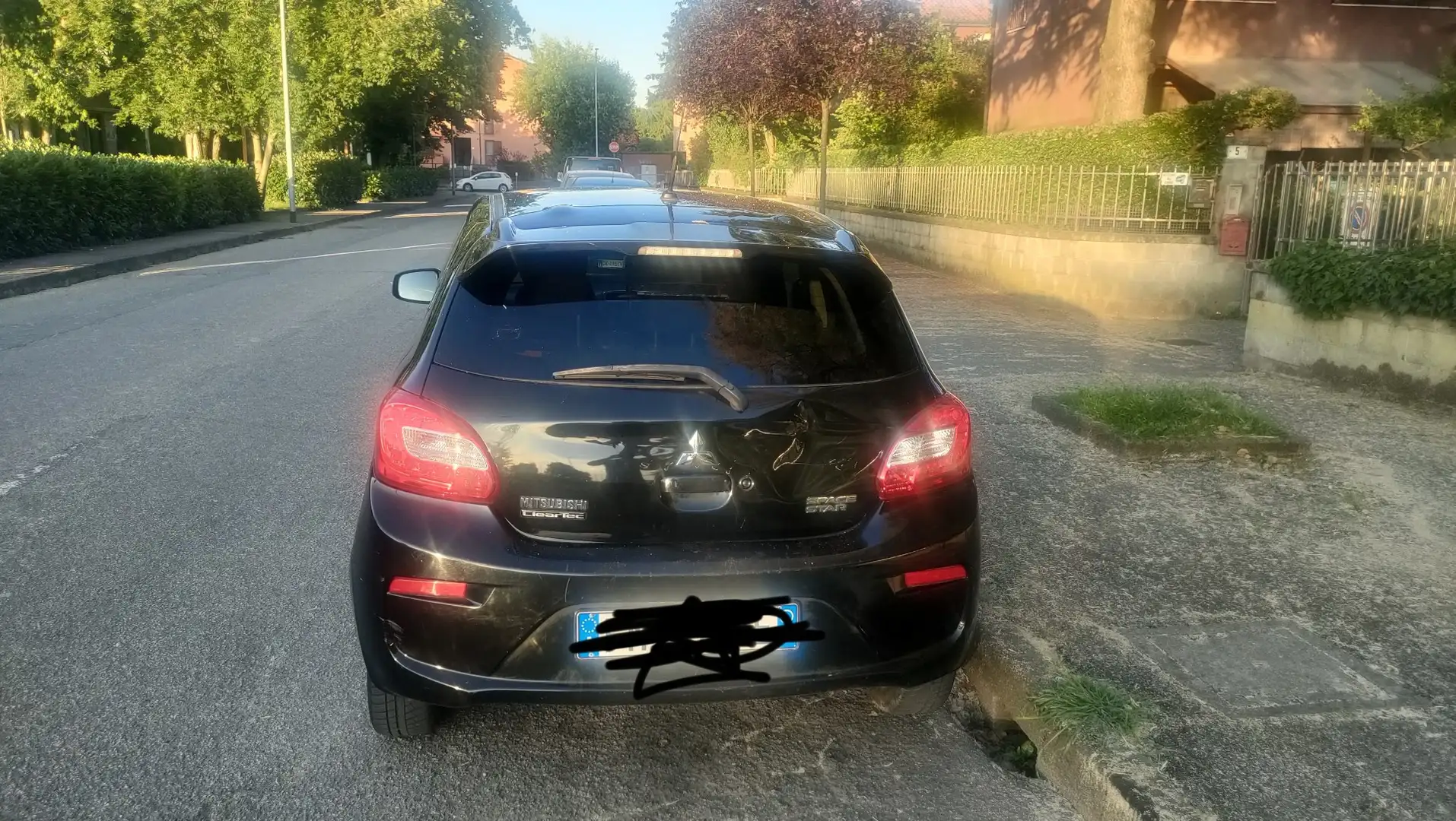 Mitsubishi Space Star 1.0 Invite - 2