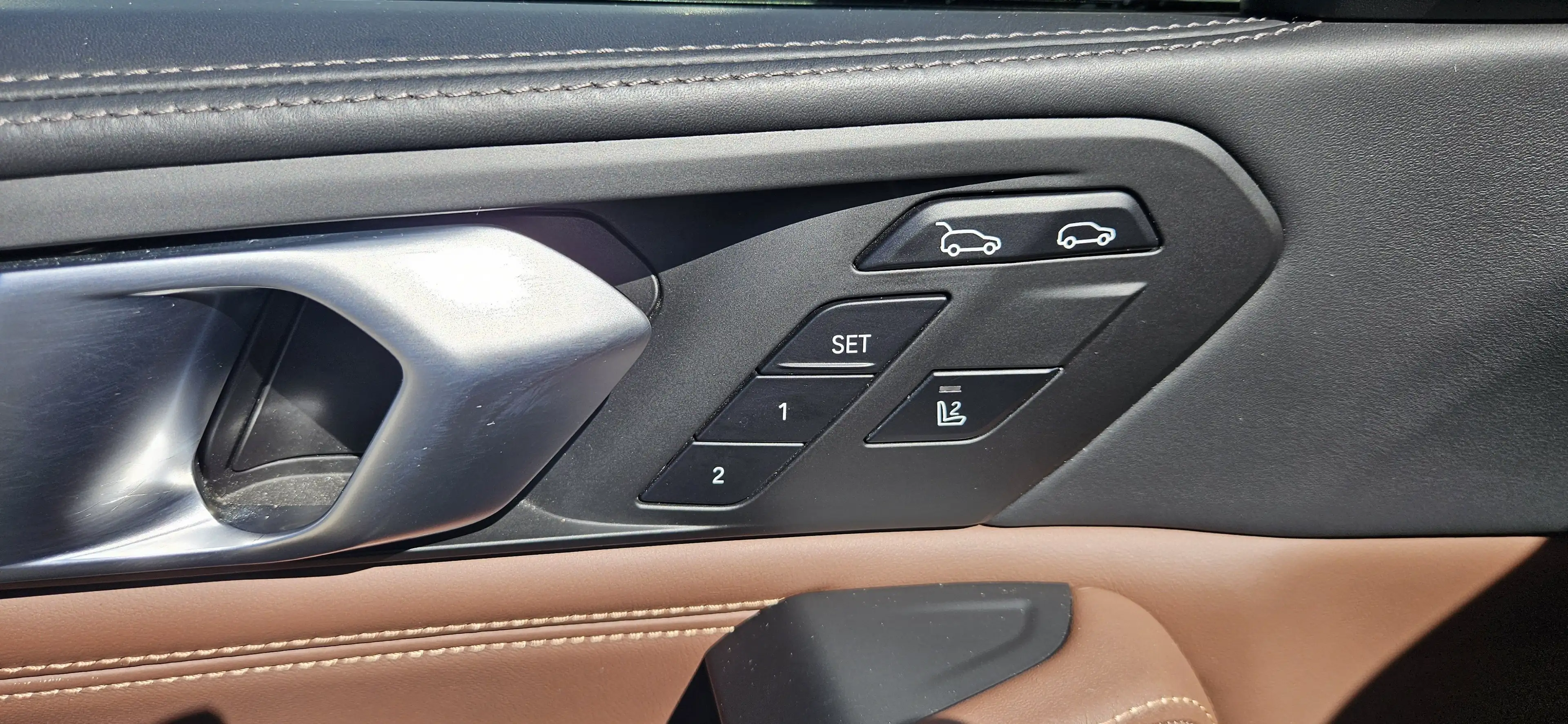 BMW X6 M50d Garantie bis 04.2027. IM KUNDENAUFTRAG ZU  VE — photo 8