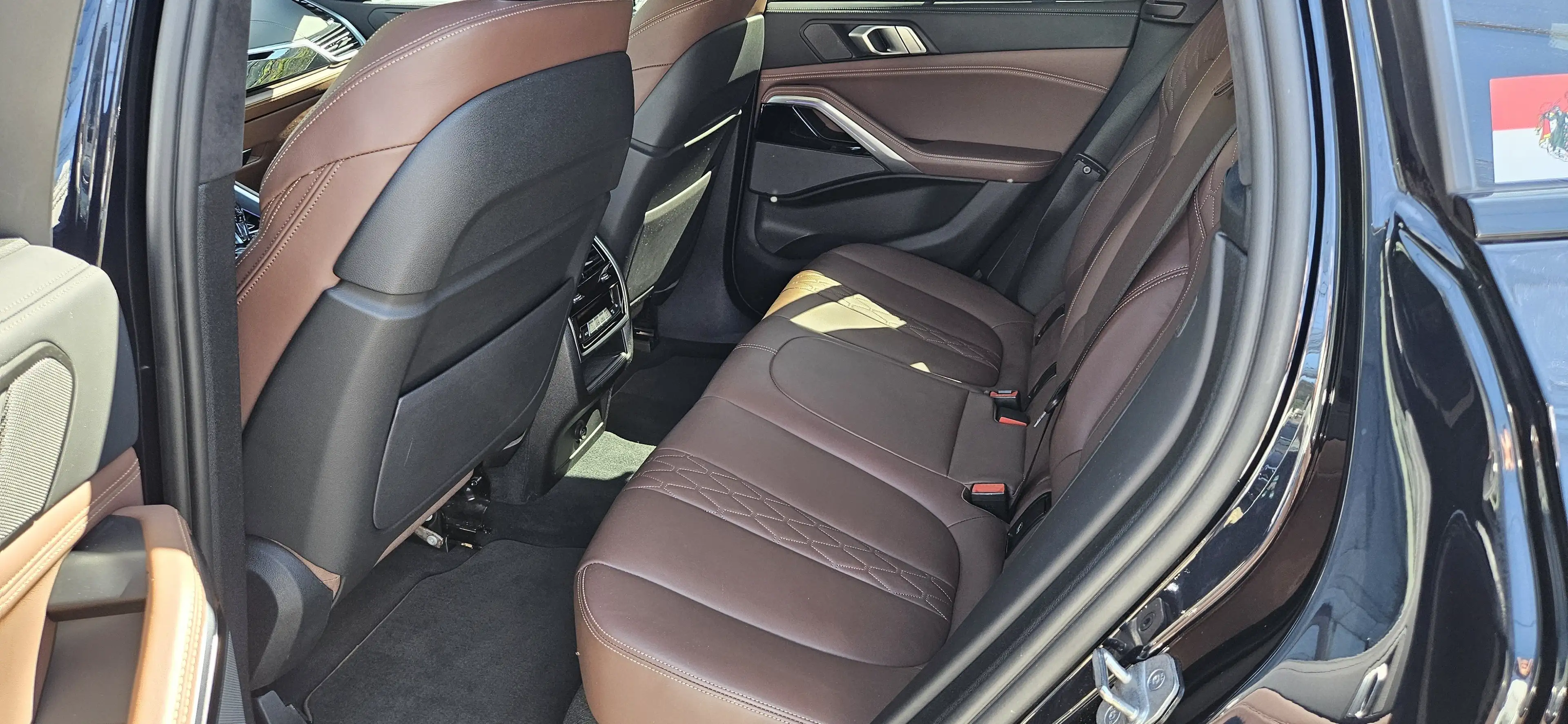 BMW X6 M50d Garantie bis 04.2027. IM KUNDENAUFTRAG ZU  VE — photo 9